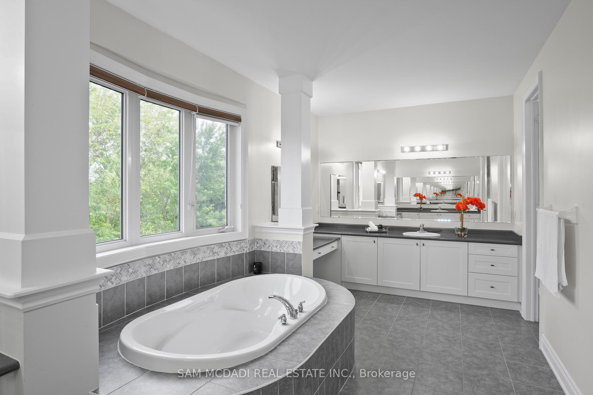 Photo 44 of 11 Burlwood Road, Brampton, Vales of Castlemore — HOMEH