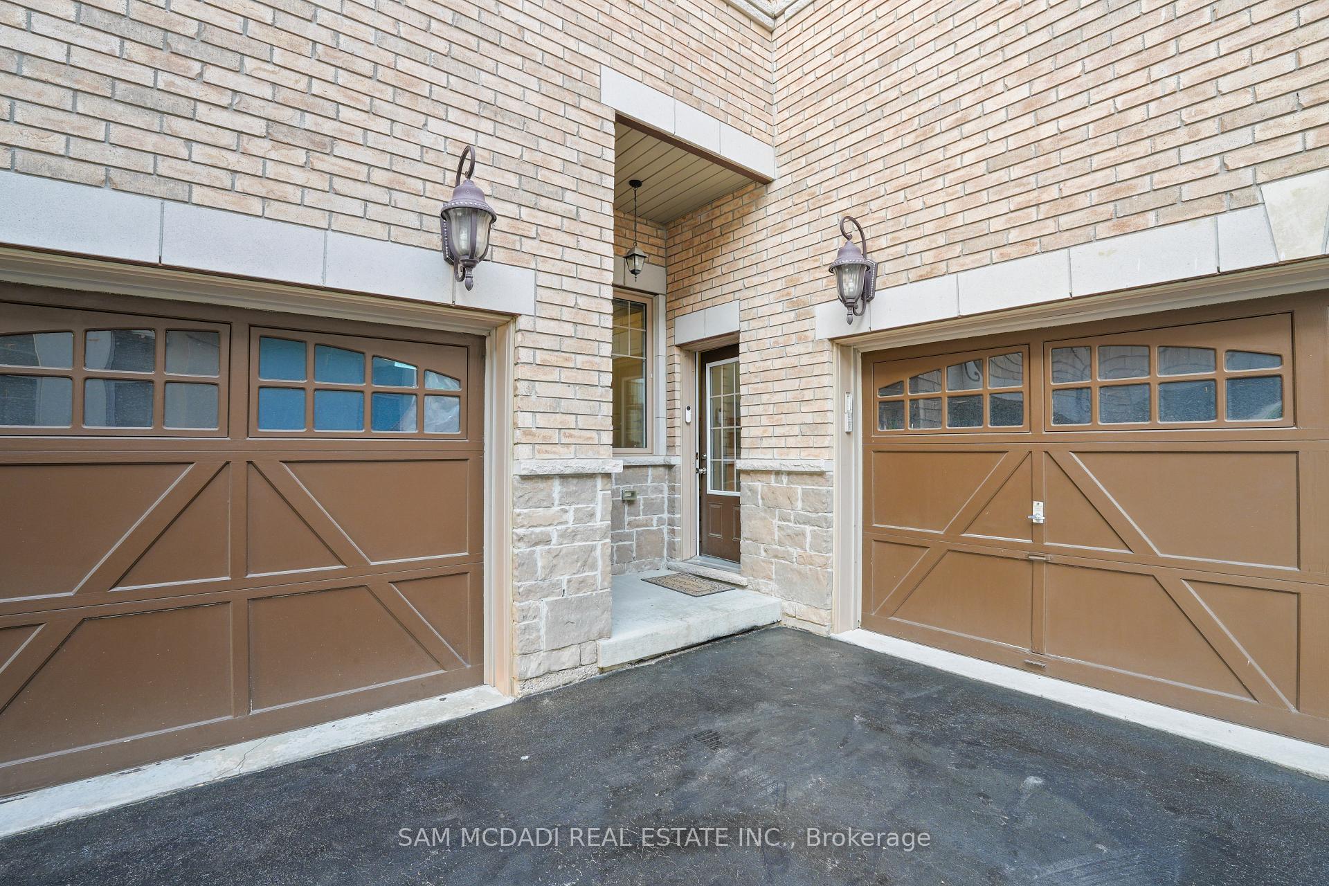 Photo 21 of 11 Burlwood Road, Brampton, Vales of Castlemore — HOMEH