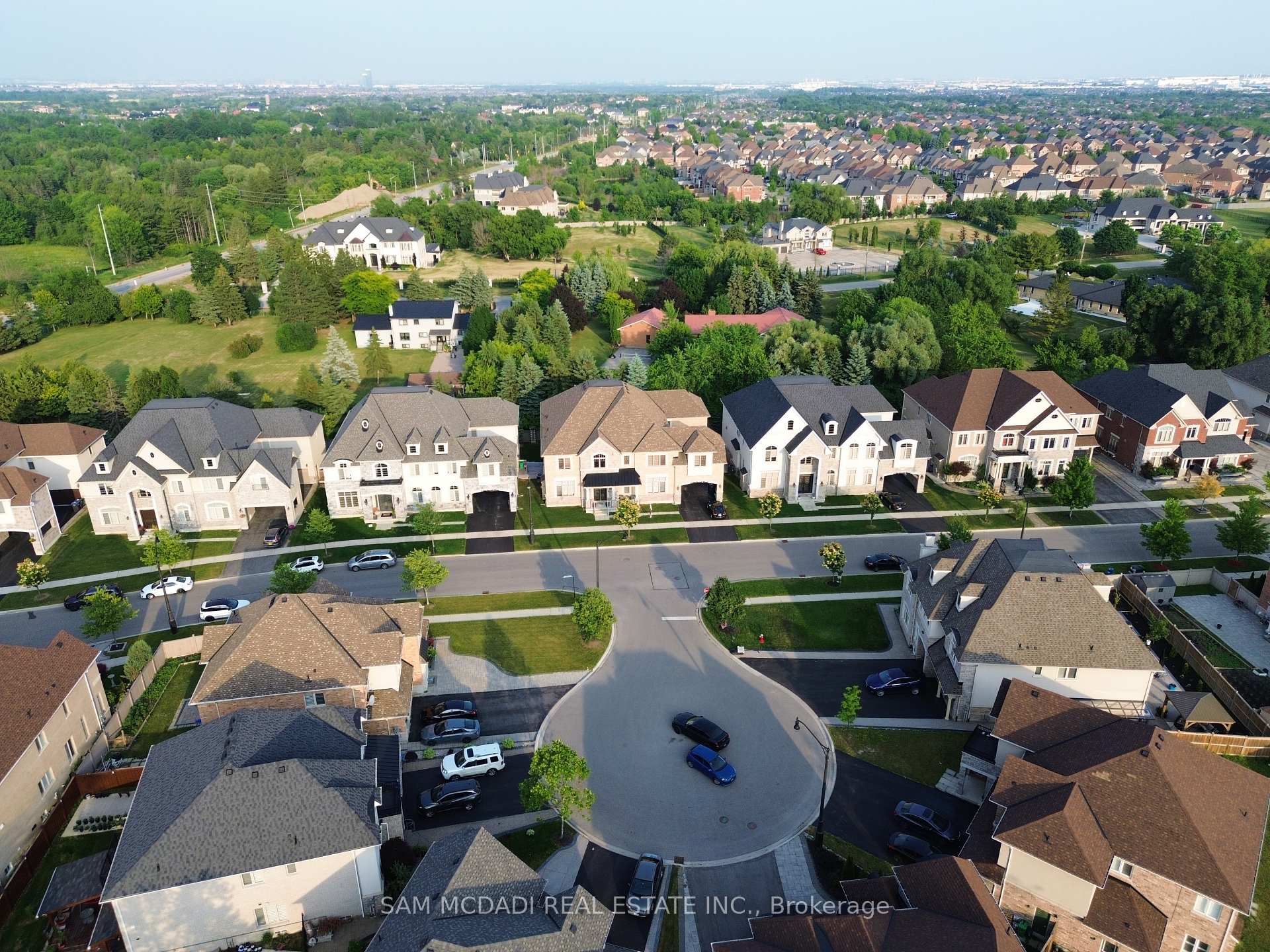 Photo 28 of 11 Burlwood Road, Brampton, Vales of Castlemore — HOMEH