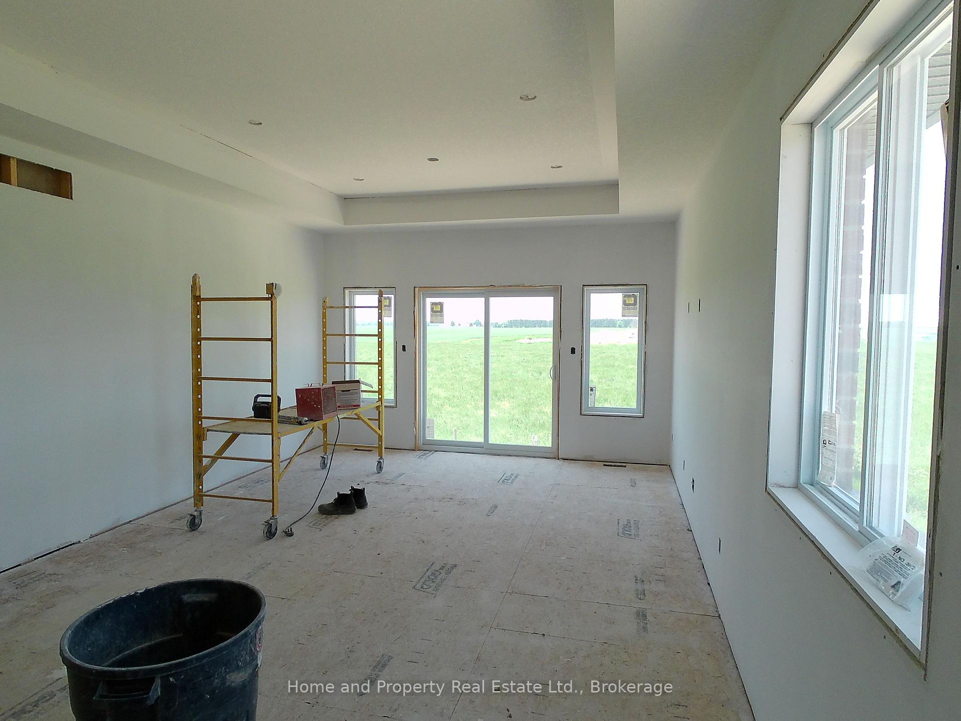 Photo 4 of 106 Bedell Drive, Mapleton, Rural Mapleton — HOMEH