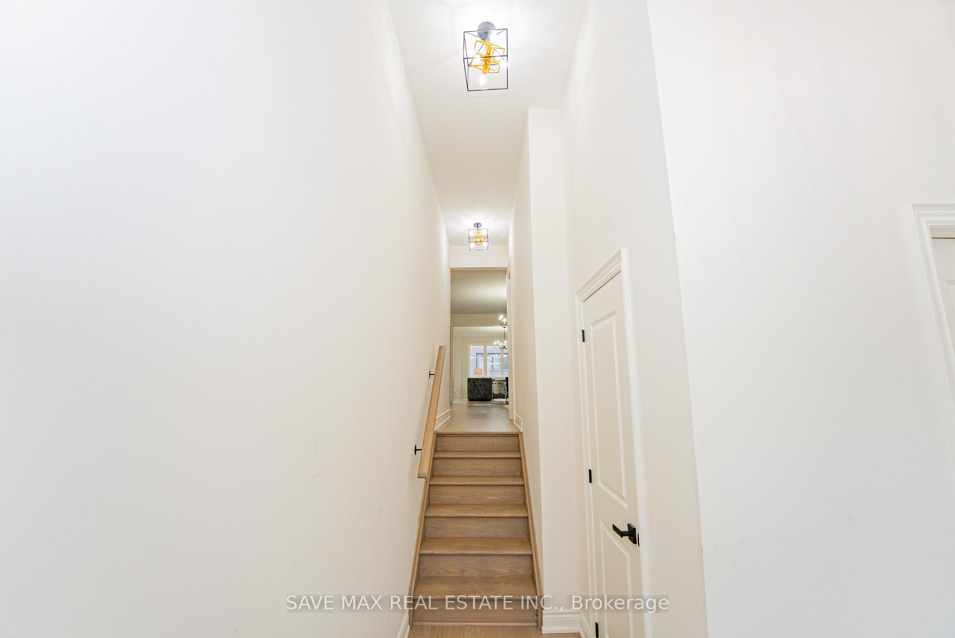 Photo 3 of 113 Walker Road, Caledon, Caledon East — HOMEH