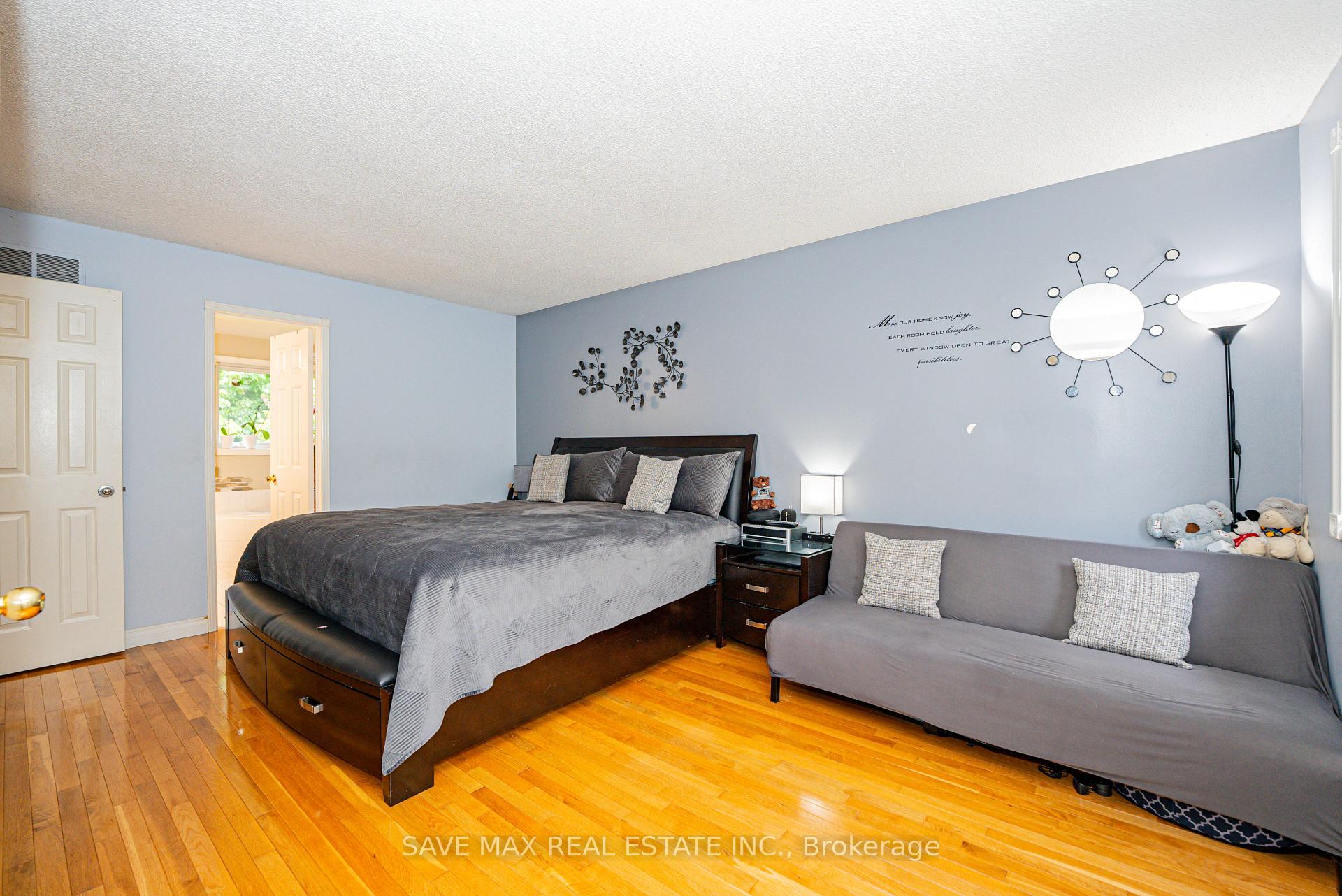 Photo 23 of 62 Laurelcrest Street, Brampton, Westgate — HOMEH