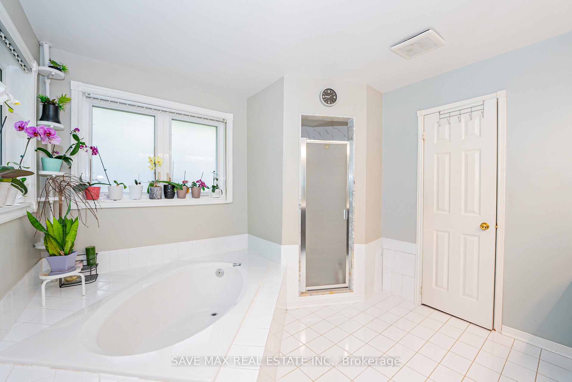 Photo 22 of 62 Laurelcrest Street, Brampton, Westgate — HOMEH