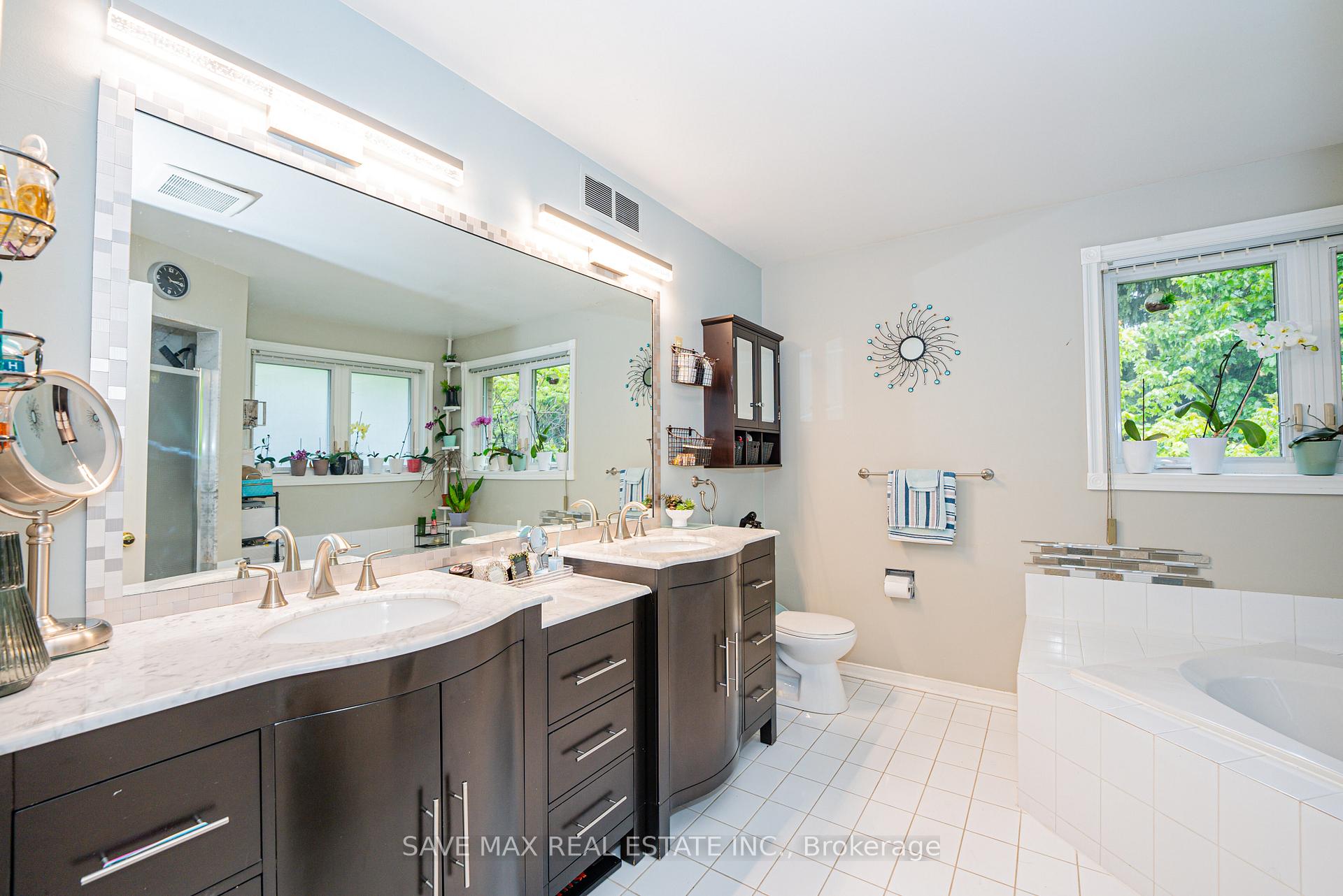 Photo 18 of 62 Laurelcrest Street, Brampton, Westgate — HOMEH