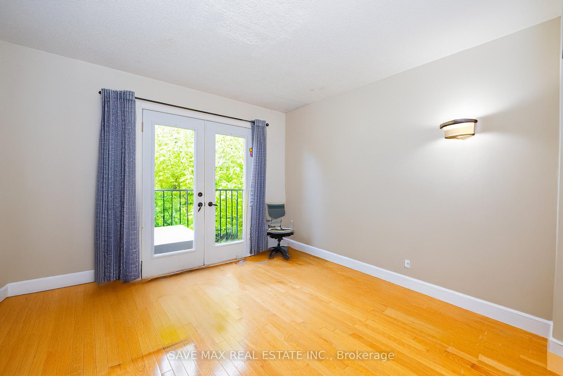 Photo 43 of 62 Laurelcrest Street, Brampton, Westgate — HOMEH