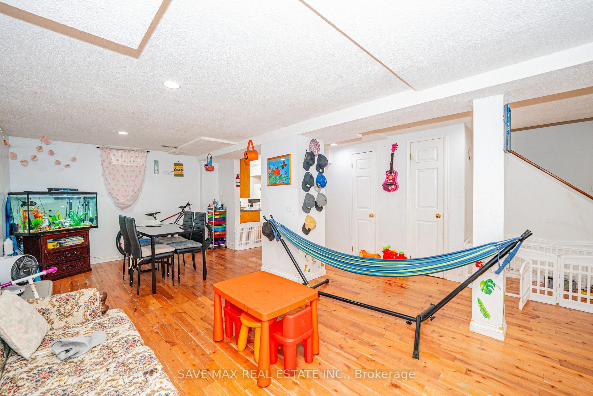 Photo 44 of 62 Laurelcrest Street, Brampton, Westgate — HOMEH