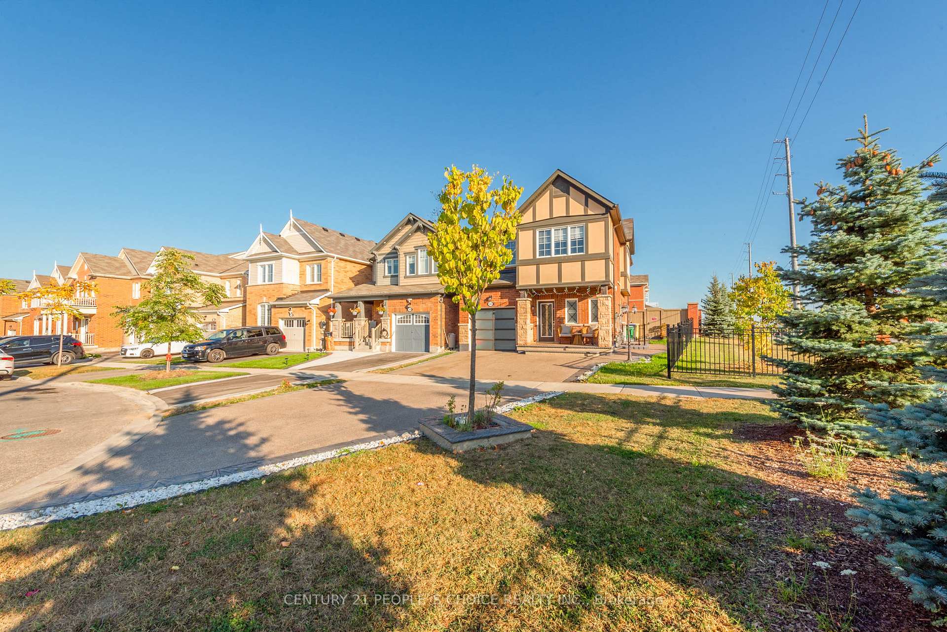 Front of 40 Stedford Crescent