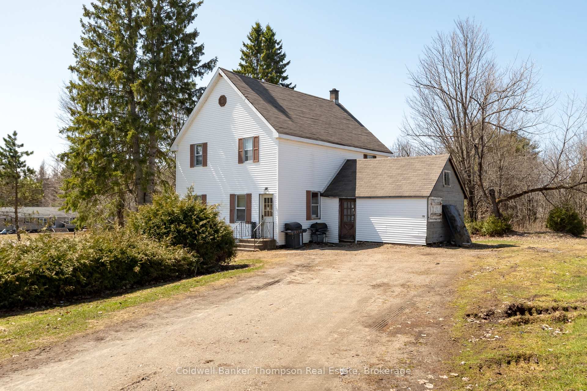 Front of 1764 518 Highway W