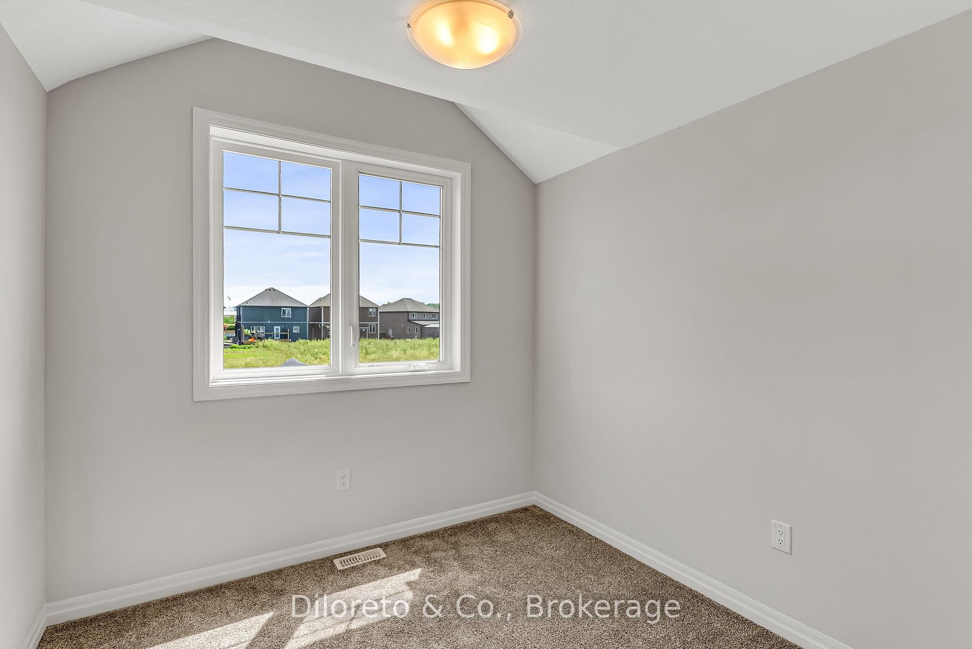 Photo 15 of 6 Bromley Drive, St. Catharines, Port Weller — HOMEH