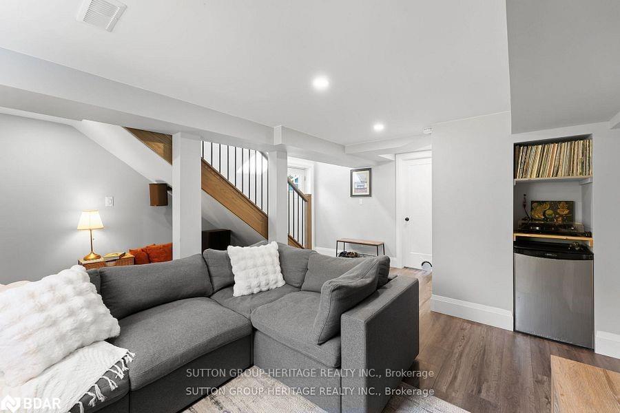 Photo 11 of 3660 Baldwick Lane, Springwater, Rural Springwater — HOMEH