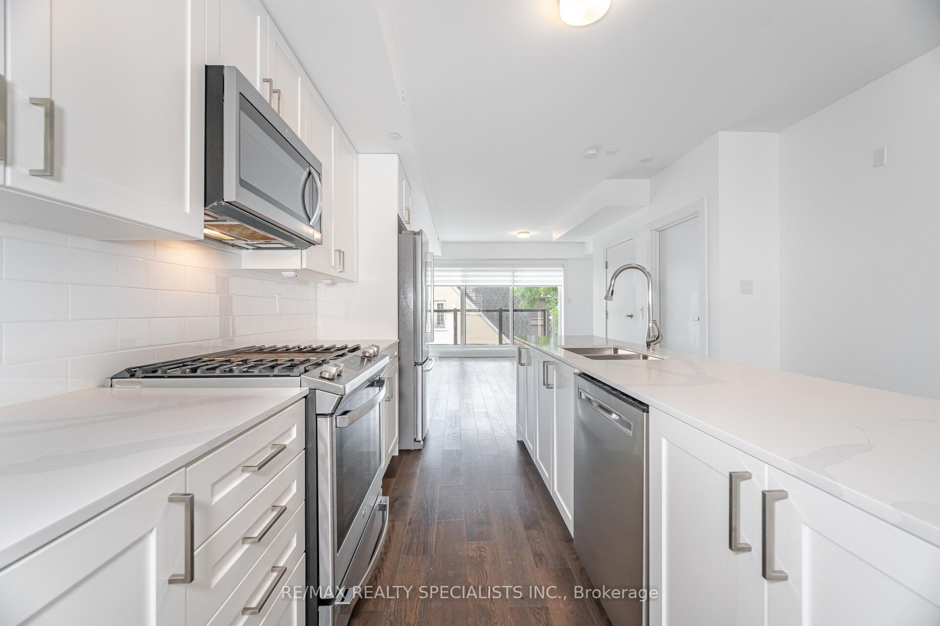 Photo 10 of Unit Unit 3, 1 Hartman Avenue, Vaughan, Islington Woods — HOMEH