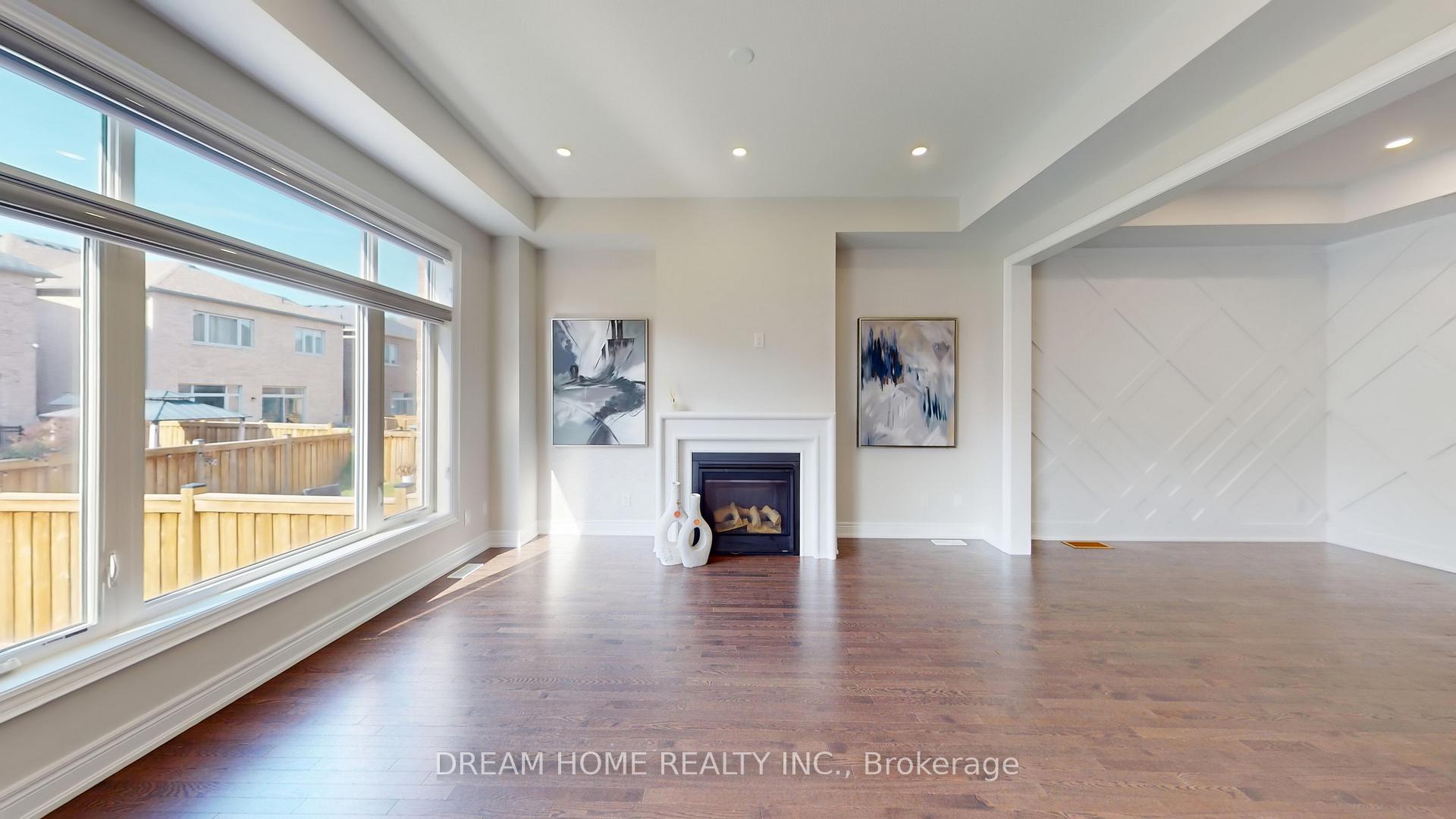 Photo 17 of 69 Blenheim Circle, Whitby, Rural Whitby — HOMEH