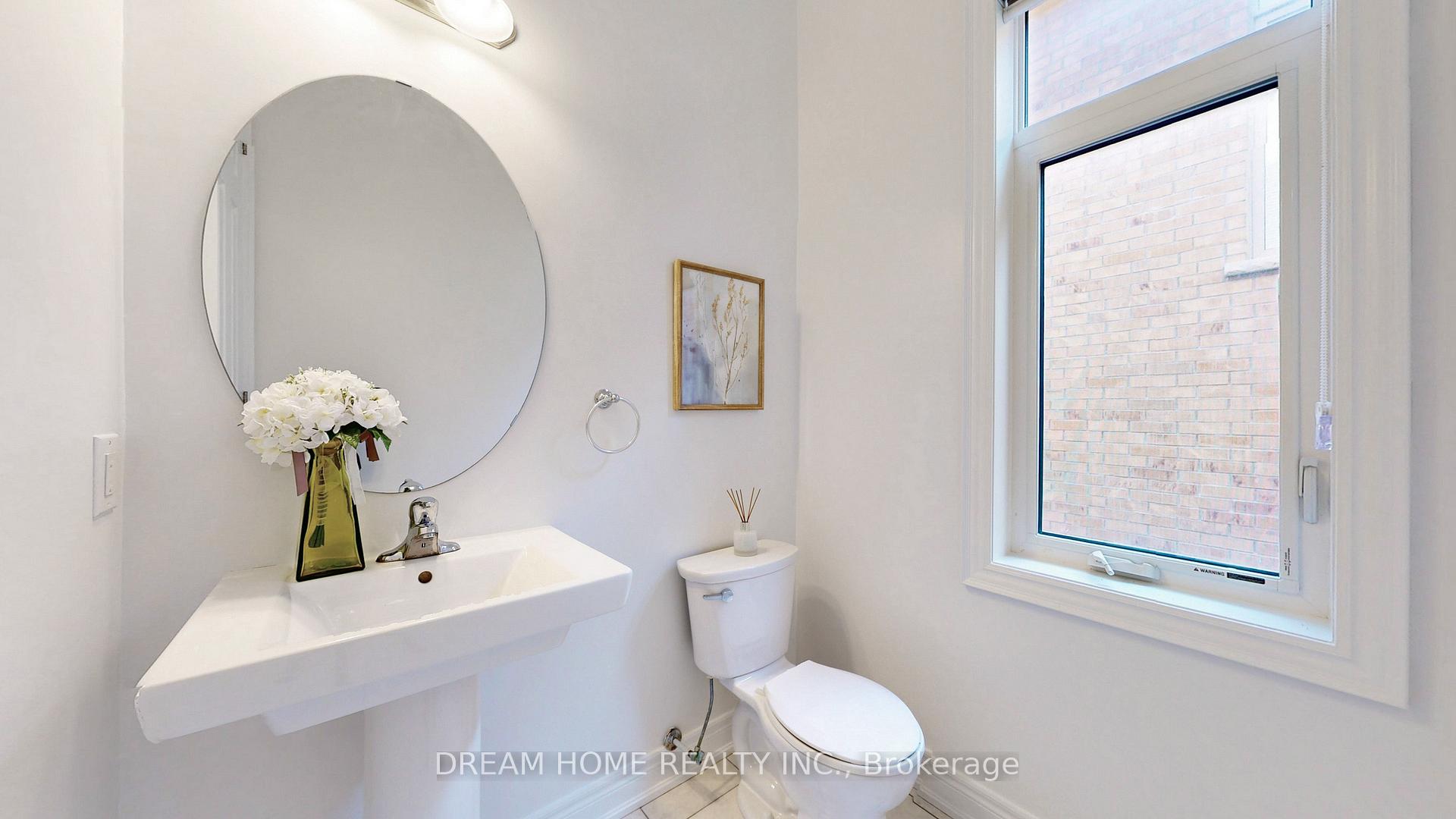 Photo 10 of 69 Blenheim Circle, Whitby, Rural Whitby — HOMEH