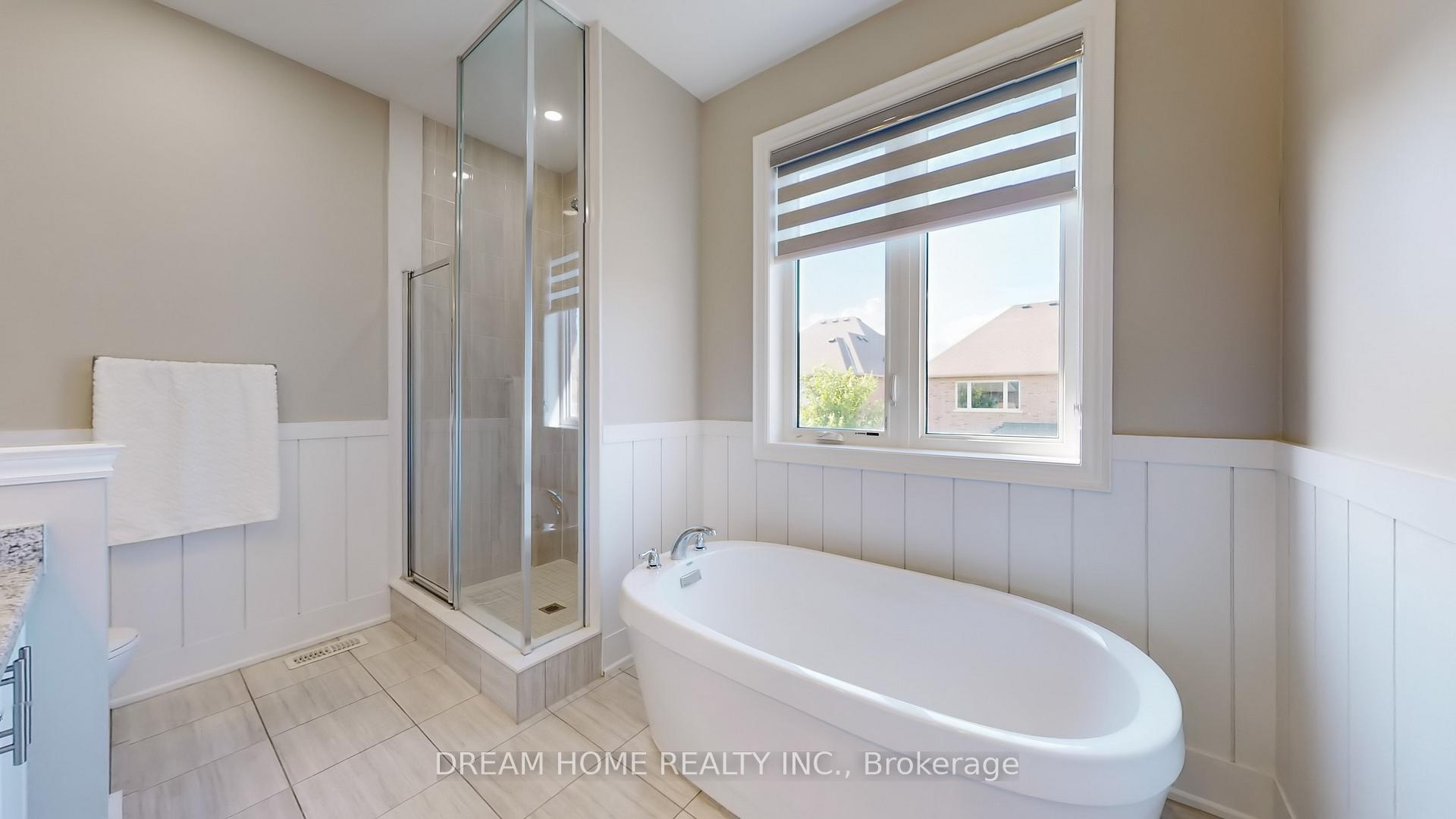 Photo 11 of 69 Blenheim Circle, Whitby, Rural Whitby — HOMEH