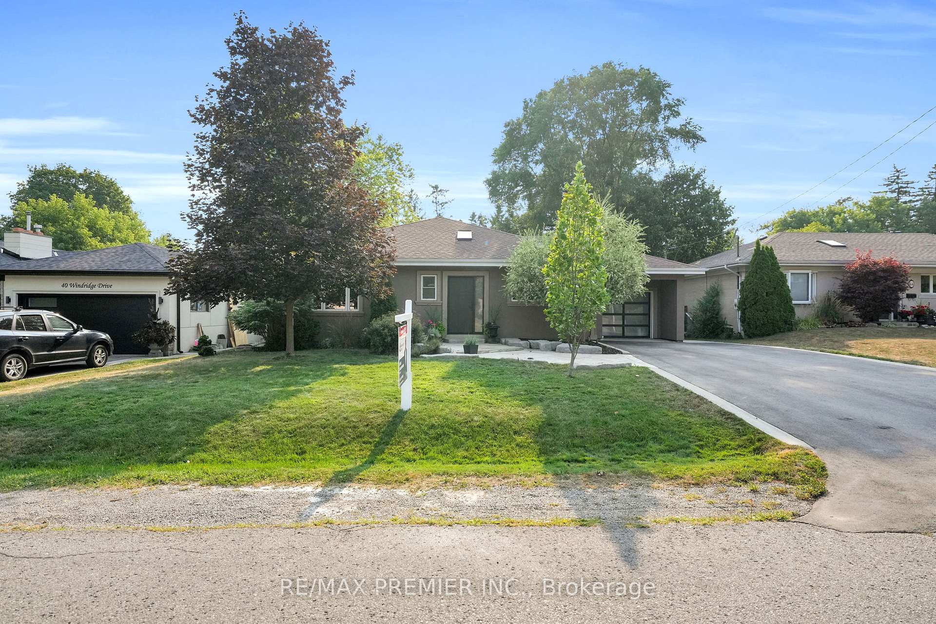 Photo 1 of 42 Windridge Drive, Markham, Bullock — HOMEH