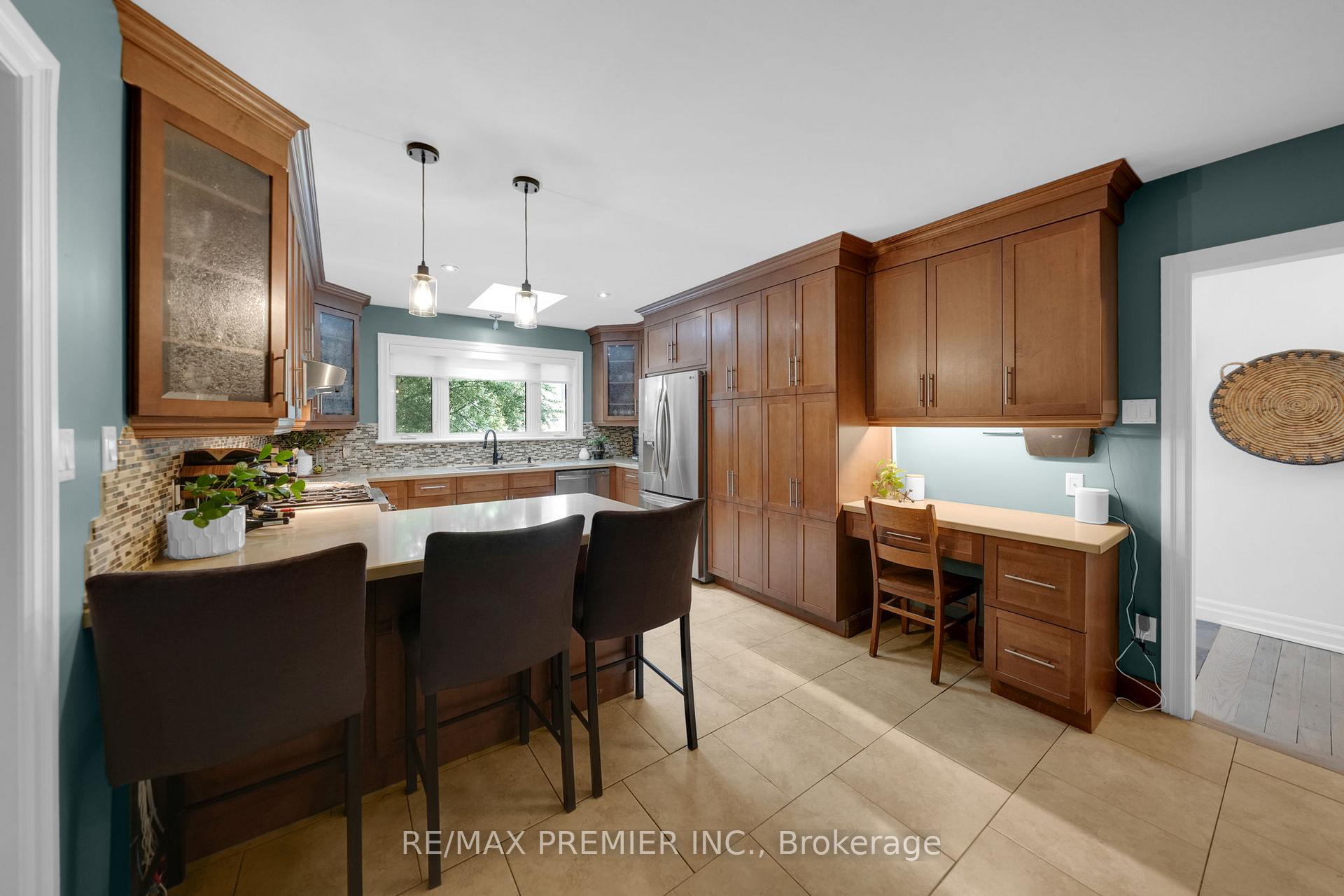 Photo 20 of 42 Windridge Drive, Markham, Bullock — HOMEH