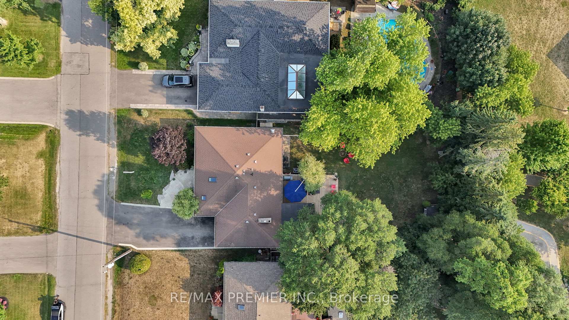 Photo 34 of 42 Windridge Drive, Markham, Bullock — HOMEH