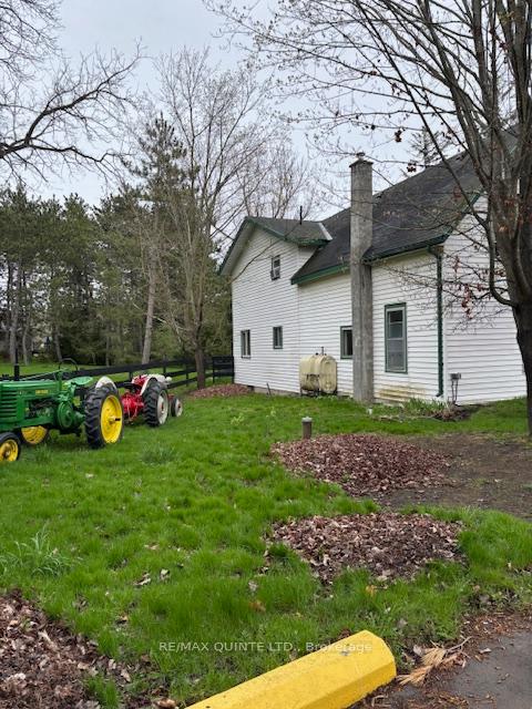 Photo 23 of 911-913 County Road 13, Prince Edward County, South Marysburg Ward — HOMEH
