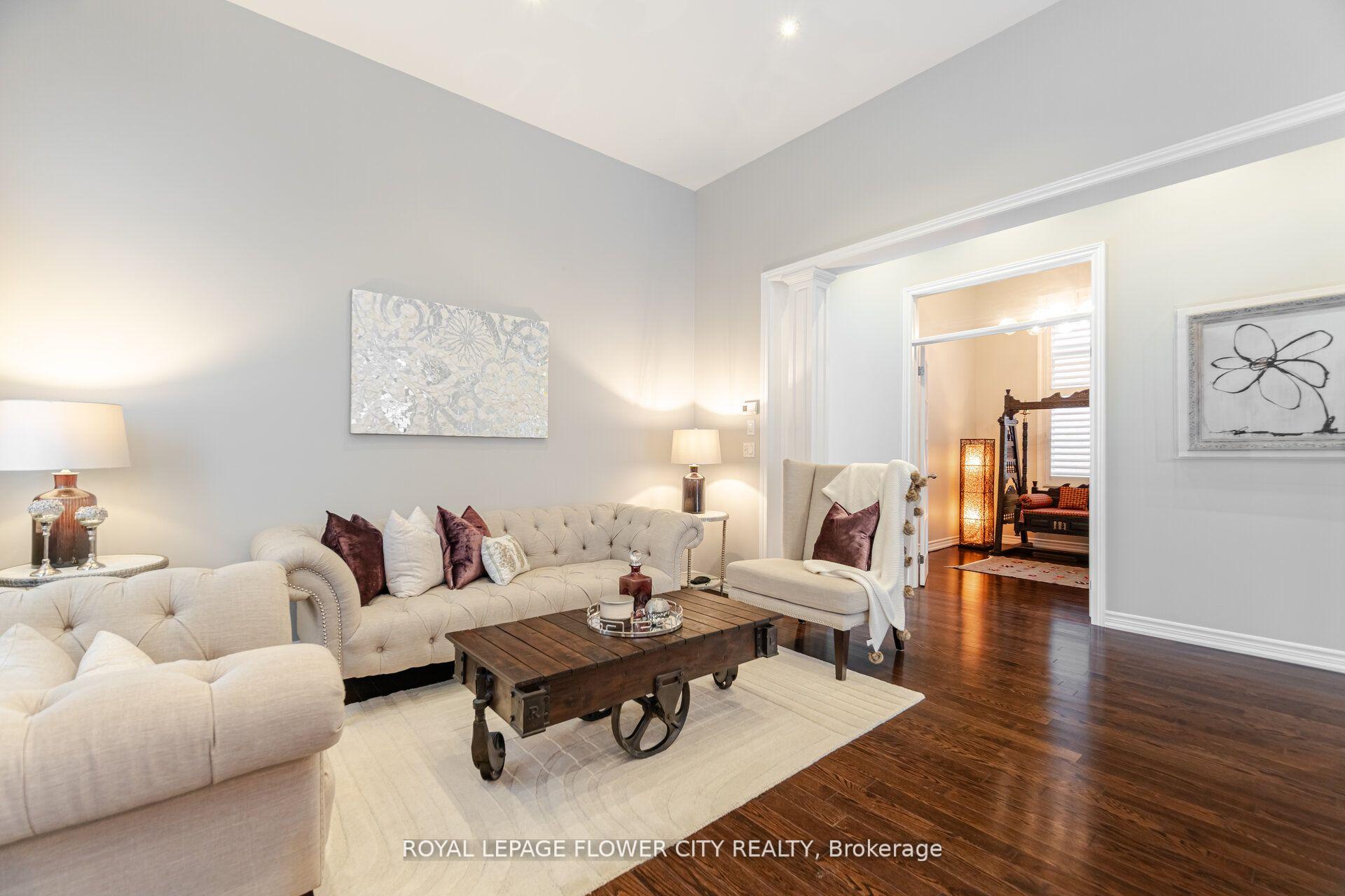 Photo 7 of 51 Mountain Ridge Road, Brampton, Bram West — HOMEH