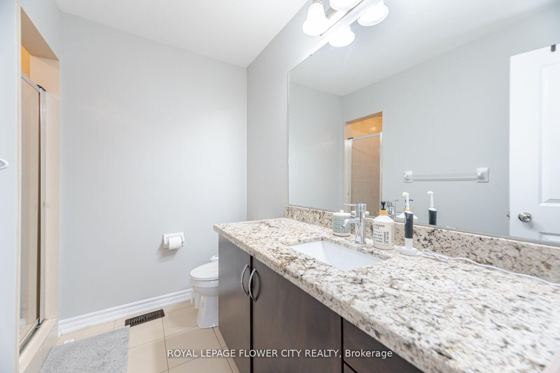 Photo 13 of 51 Mountain Ridge Road, Brampton, Bram West — HOMEH