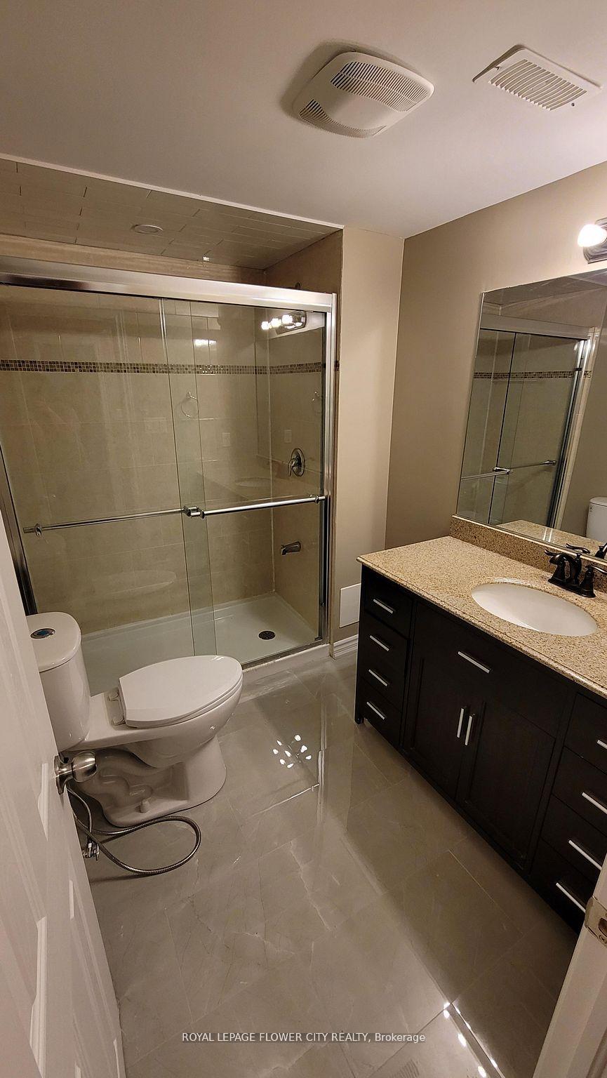 Photo 38 of 51 Mountain Ridge Road, Brampton, Bram West — HOMEH