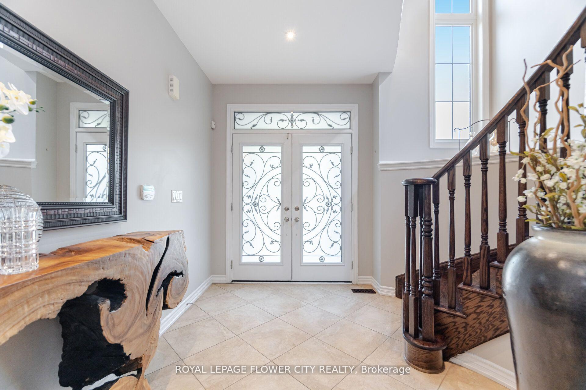 Photo 49 of 51 Mountain Ridge Road, Brampton, Bram West — HOMEH