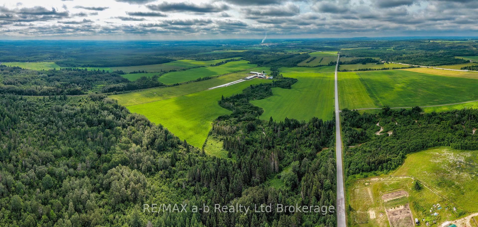 Photo 3 of 407197 Road 2, Englehart, Central Timiskaming — HOMEH