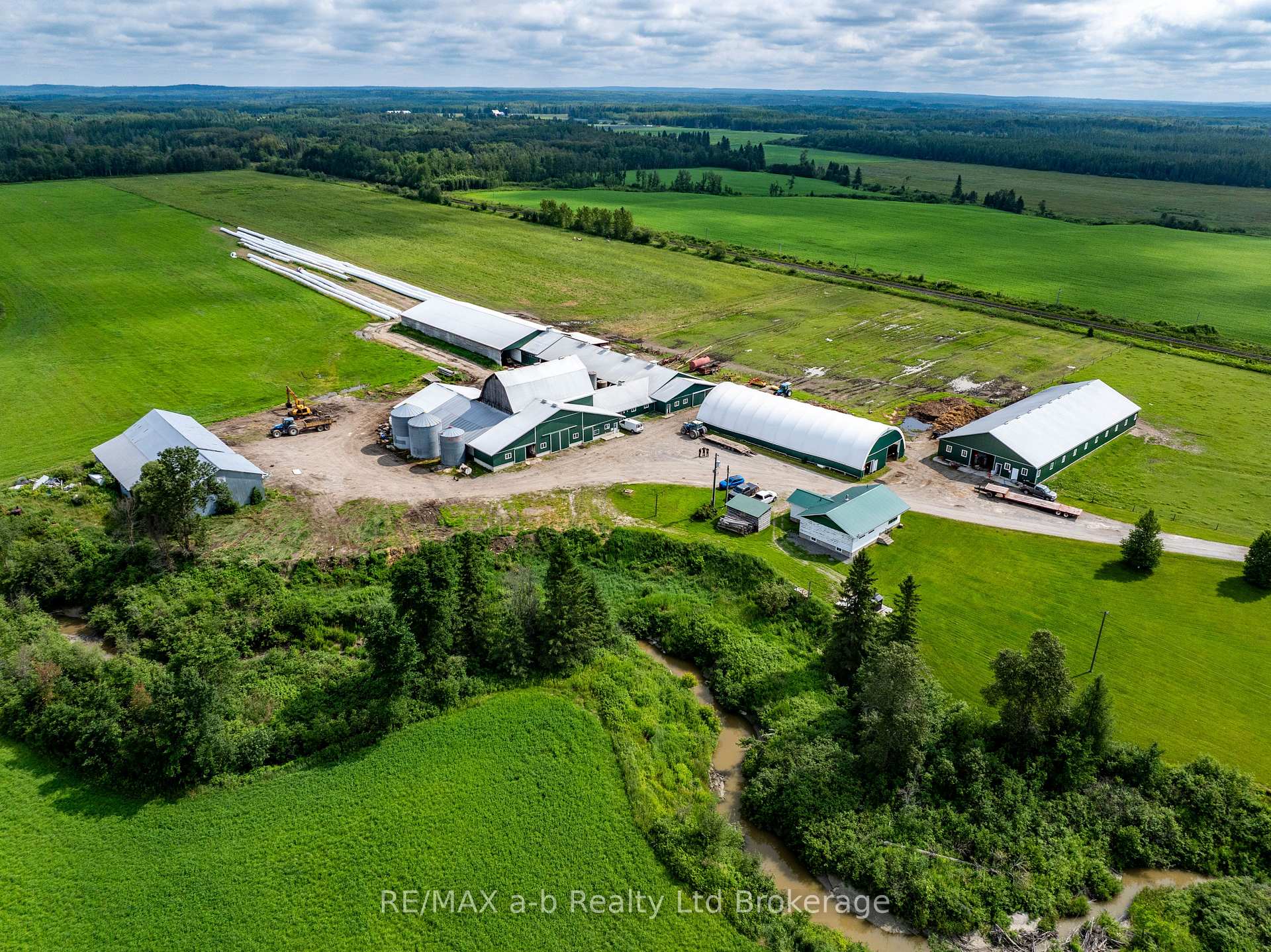 Photo 20 of 407197 Road 2, Englehart, Central Timiskaming — HOMEH