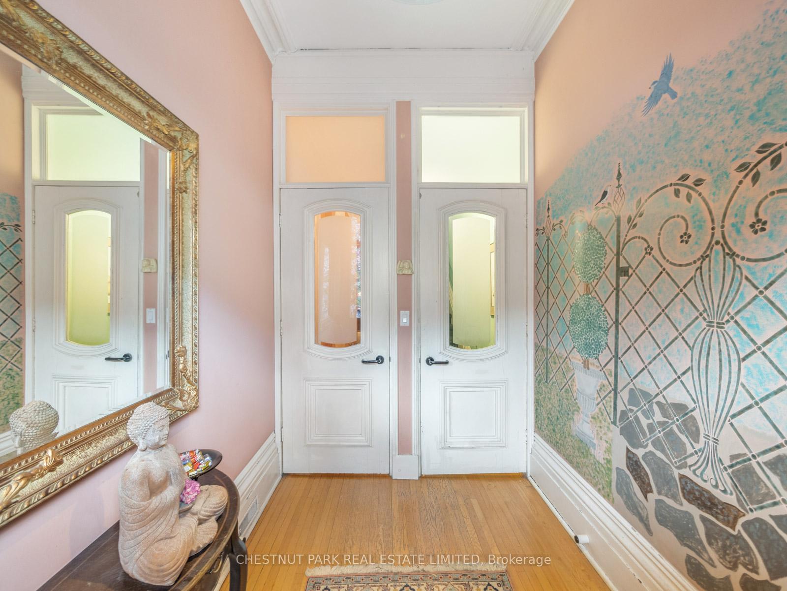 Photo 12 of 126 Seaton Street, Toronto, Moss Park — HOMEH