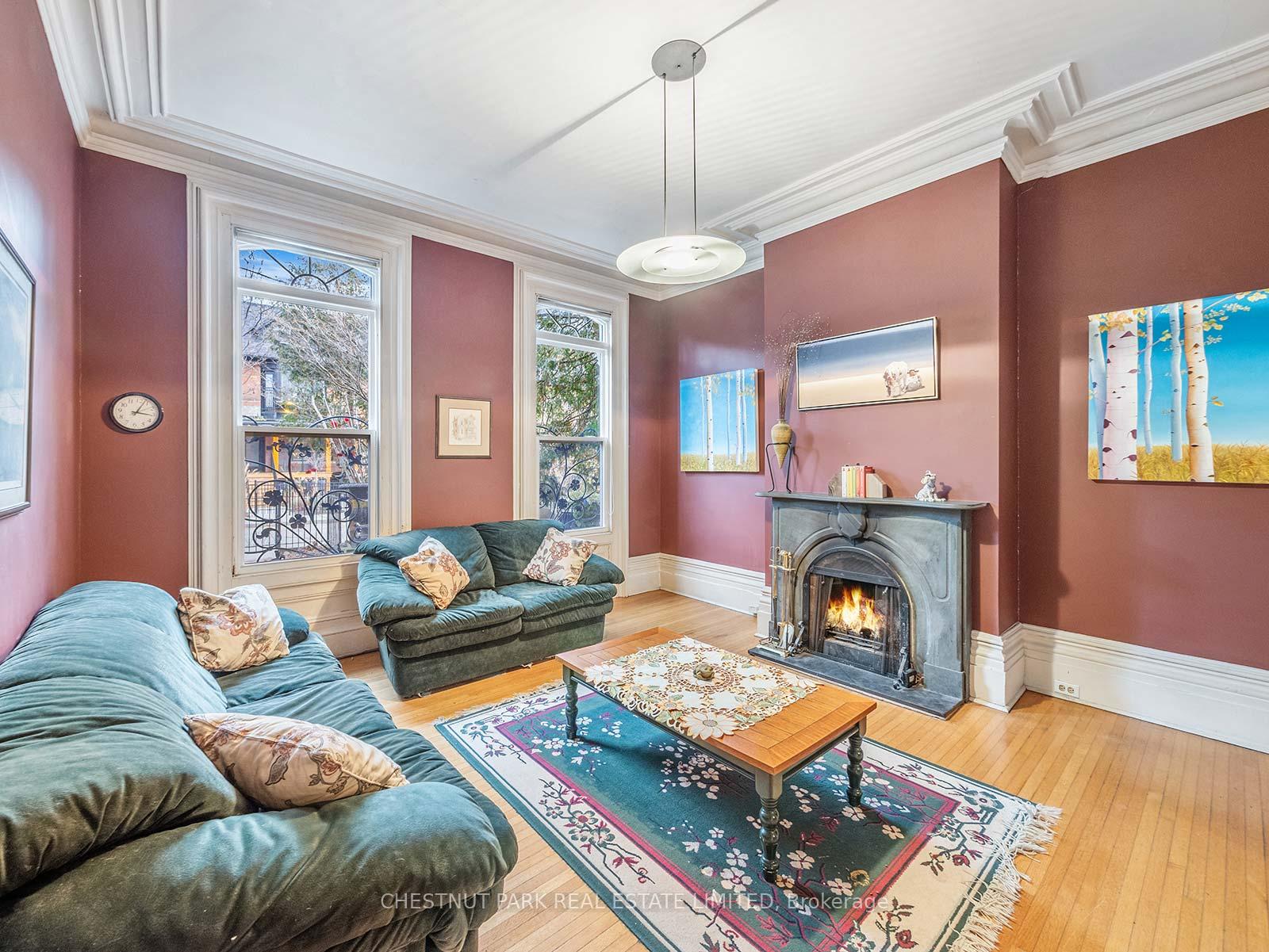 Photo 3 of 126 Seaton Street, Toronto, Moss Park — HOMEH