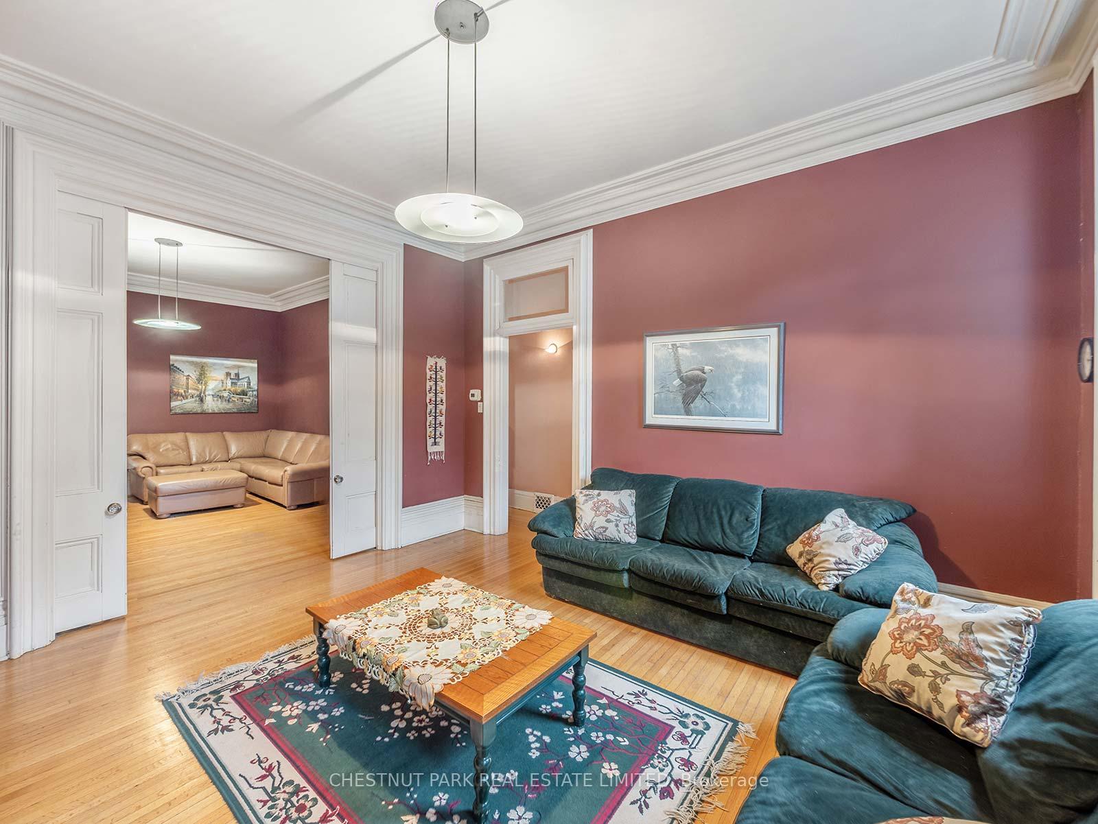 Photo 5 of 126 Seaton Street, Toronto, Moss Park — HOMEH