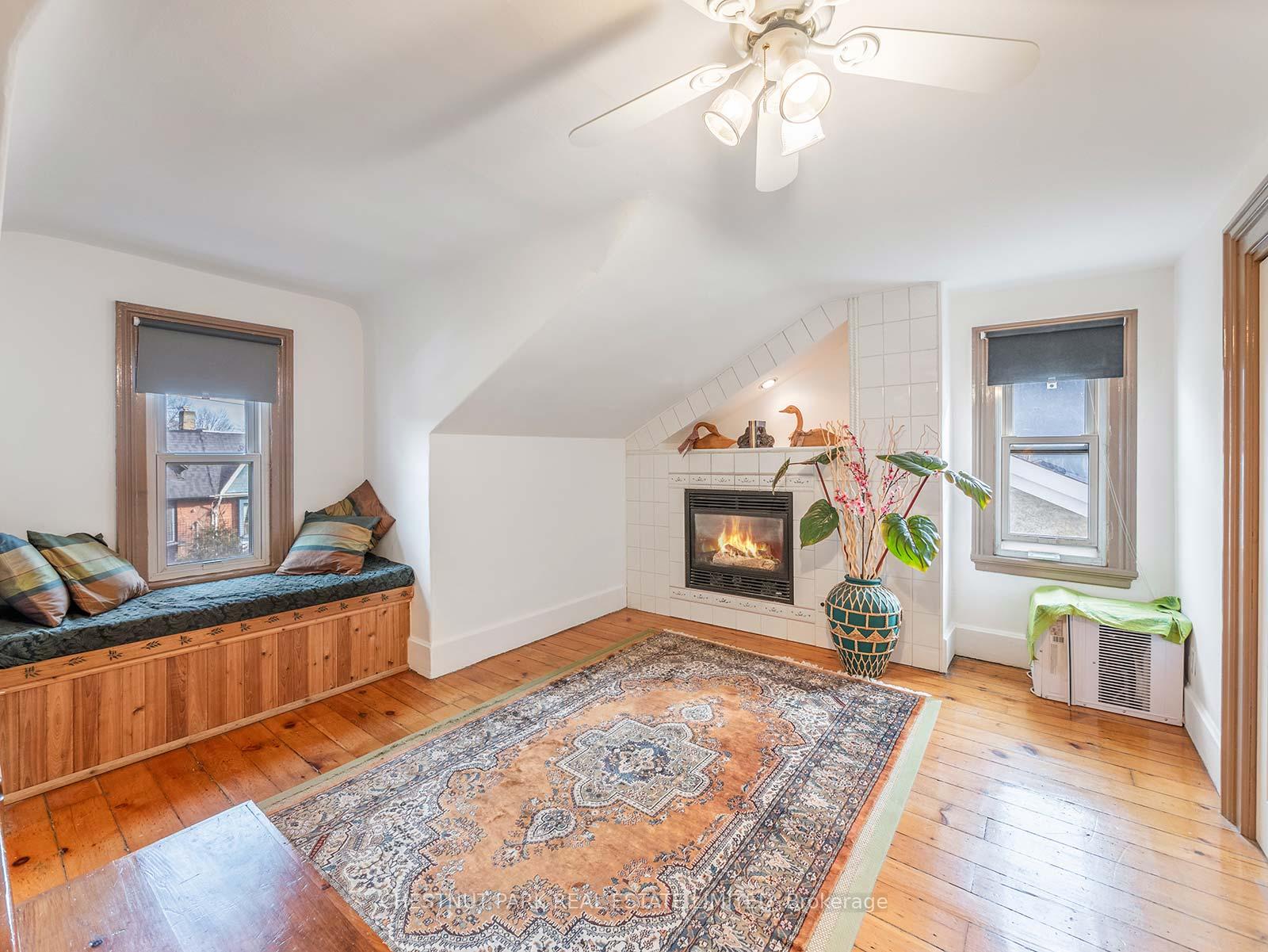 Photo 30 of 126 Seaton Street, Toronto, Moss Park — HOMEH