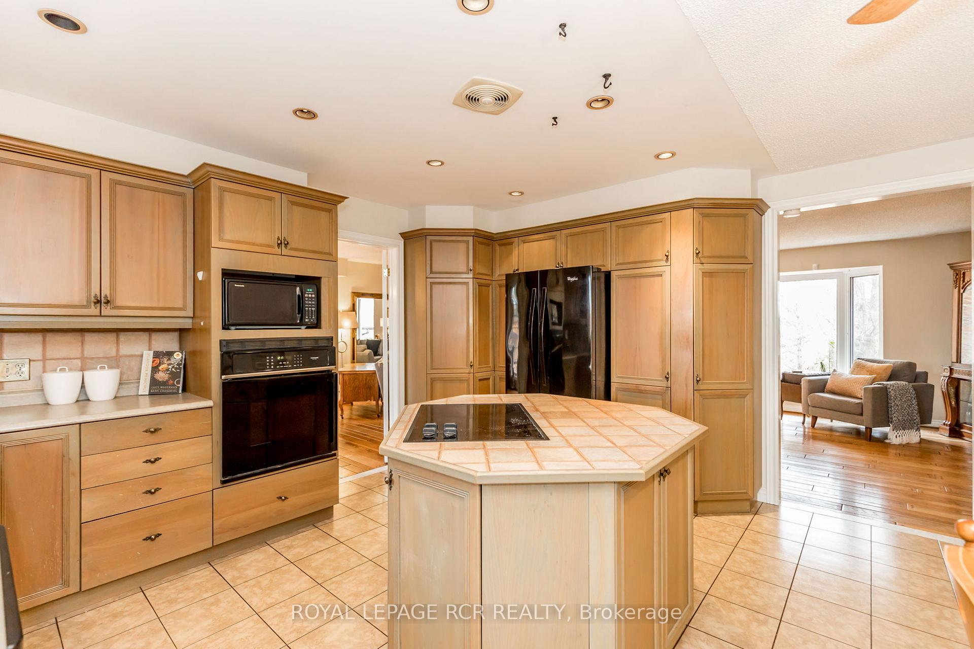 Photo 7 of 2100 Davis Drive W, King, Rural King — HOMEH