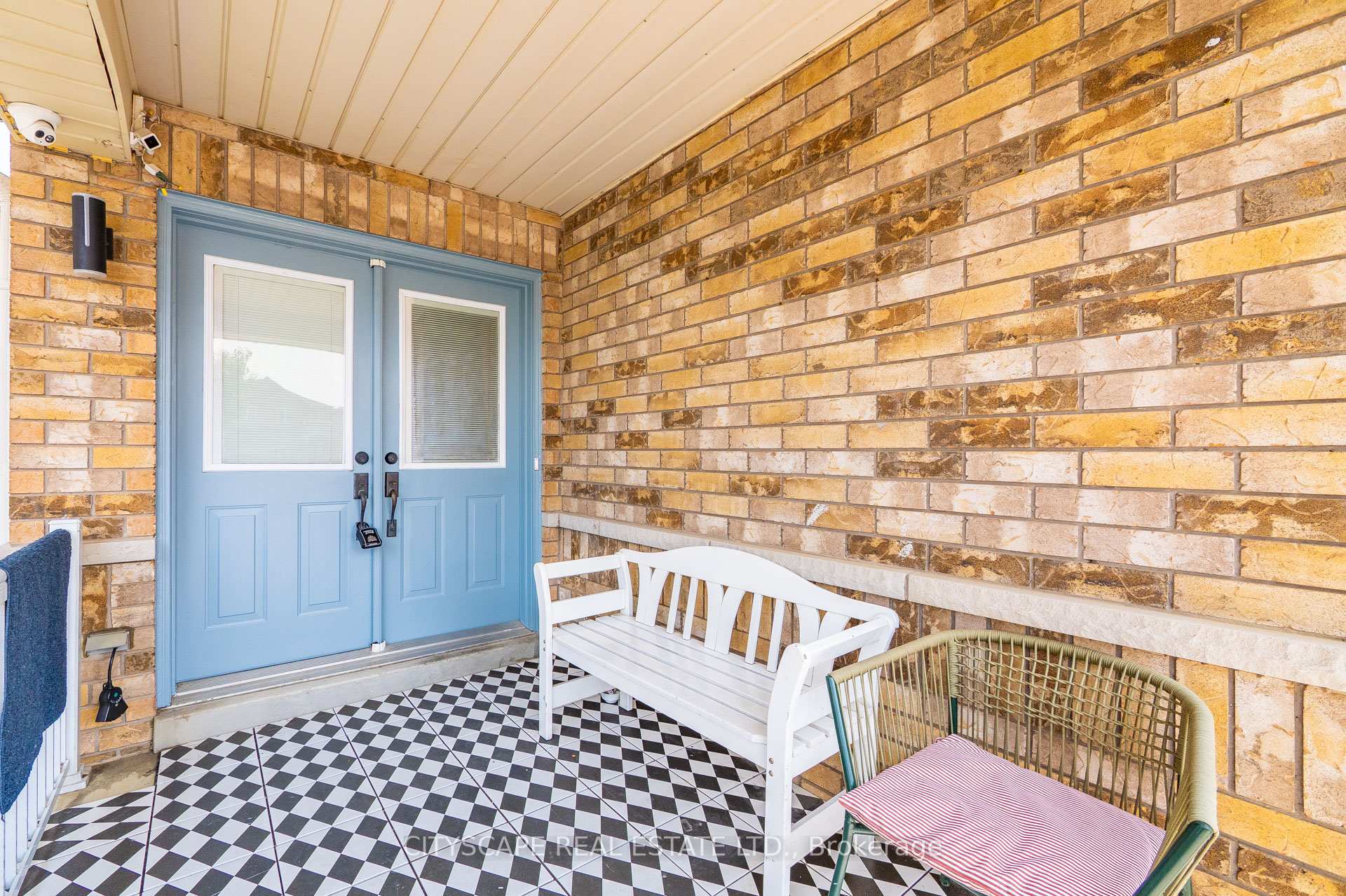 Photo 17 of 6 Dewridge Court E, Brampton, Sandringham-Wellington — HOMEH
