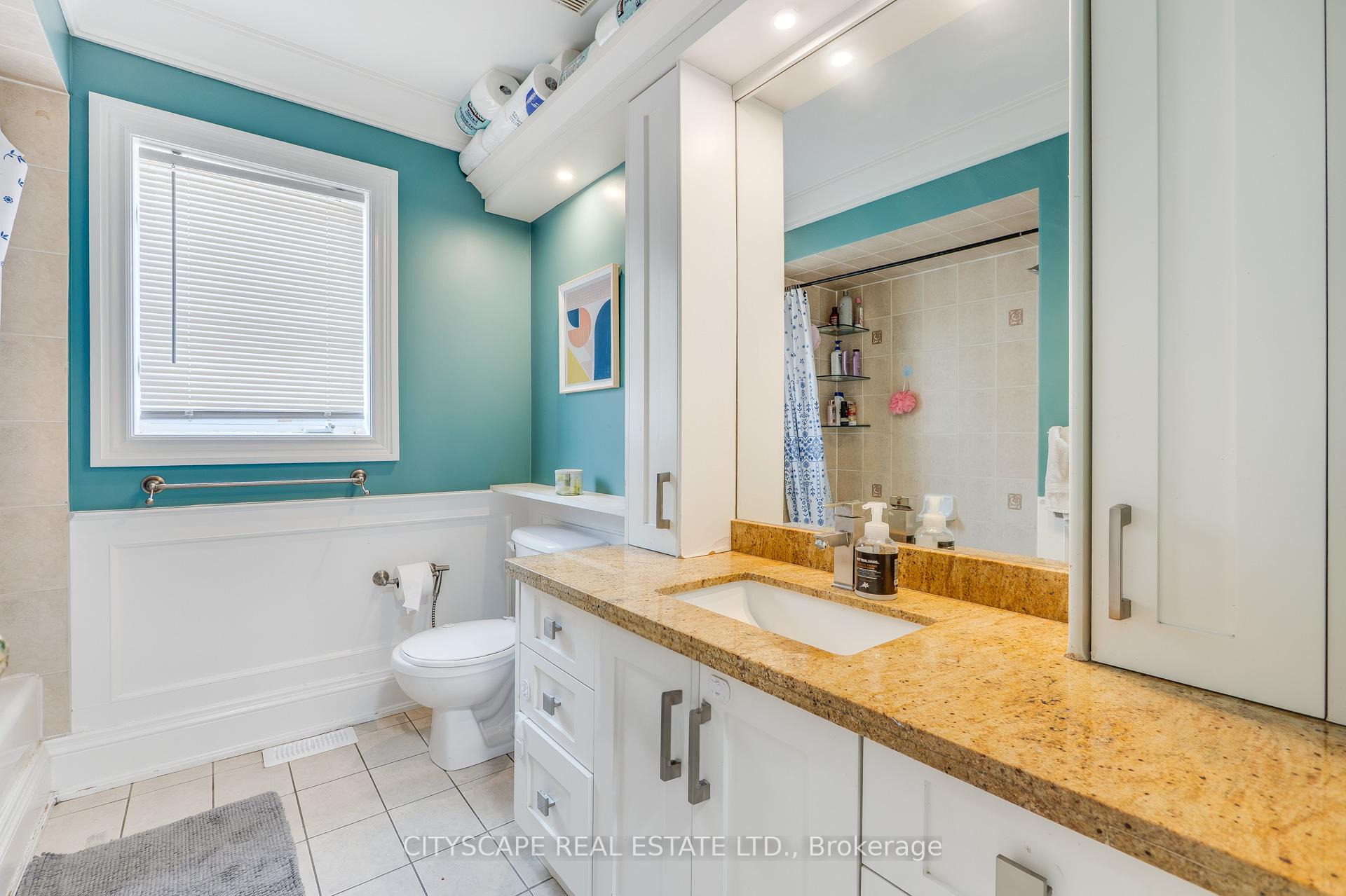Photo 20 of 6 Dewridge Court E, Brampton, Sandringham-Wellington — HOMEH