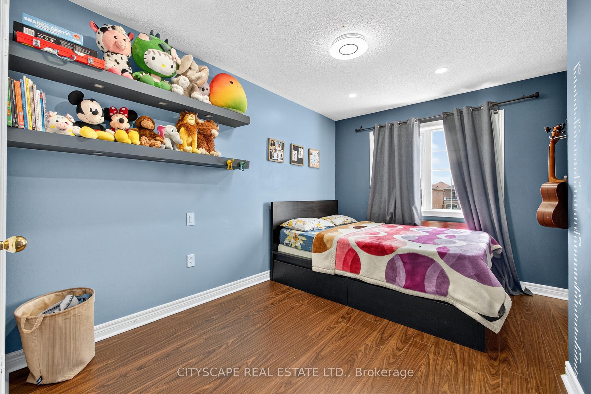 Photo 39 of 6 Dewridge Court E, Brampton, Sandringham-Wellington — HOMEH