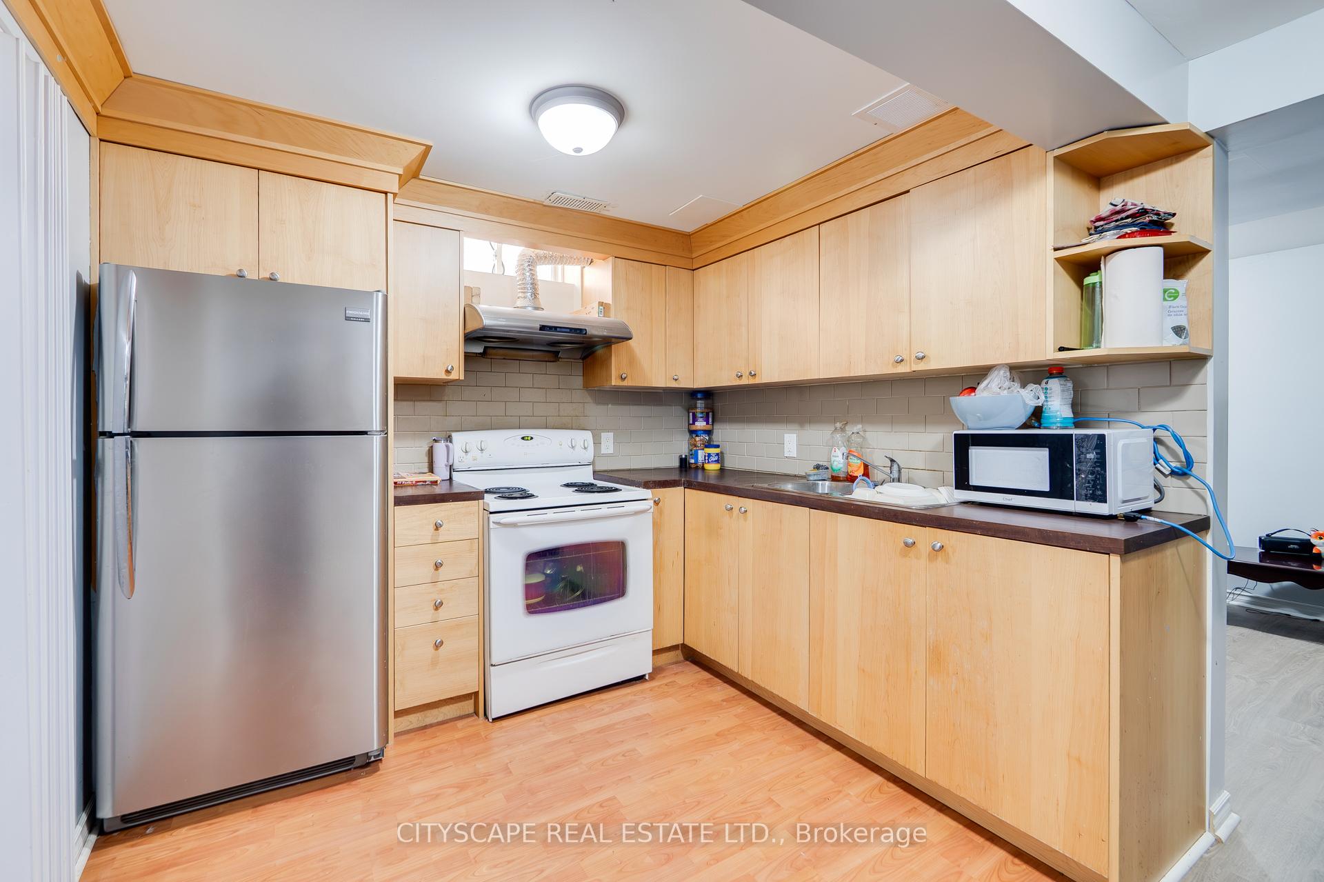 Photo 25 of 6 Dewridge Court E, Brampton, Sandringham-Wellington — HOMEH