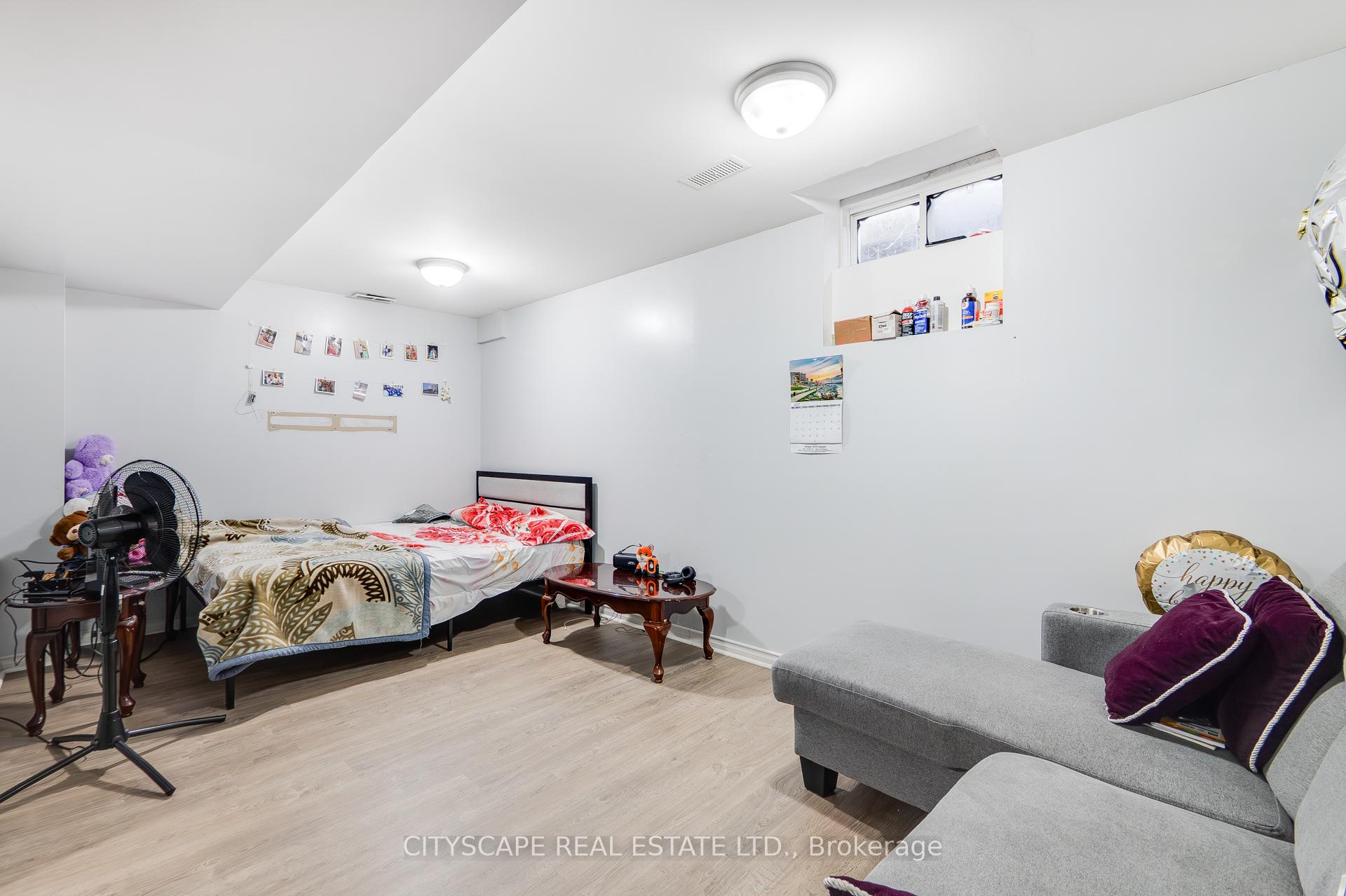 Photo 31 of 6 Dewridge Court E, Brampton, Sandringham-Wellington — HOMEH
