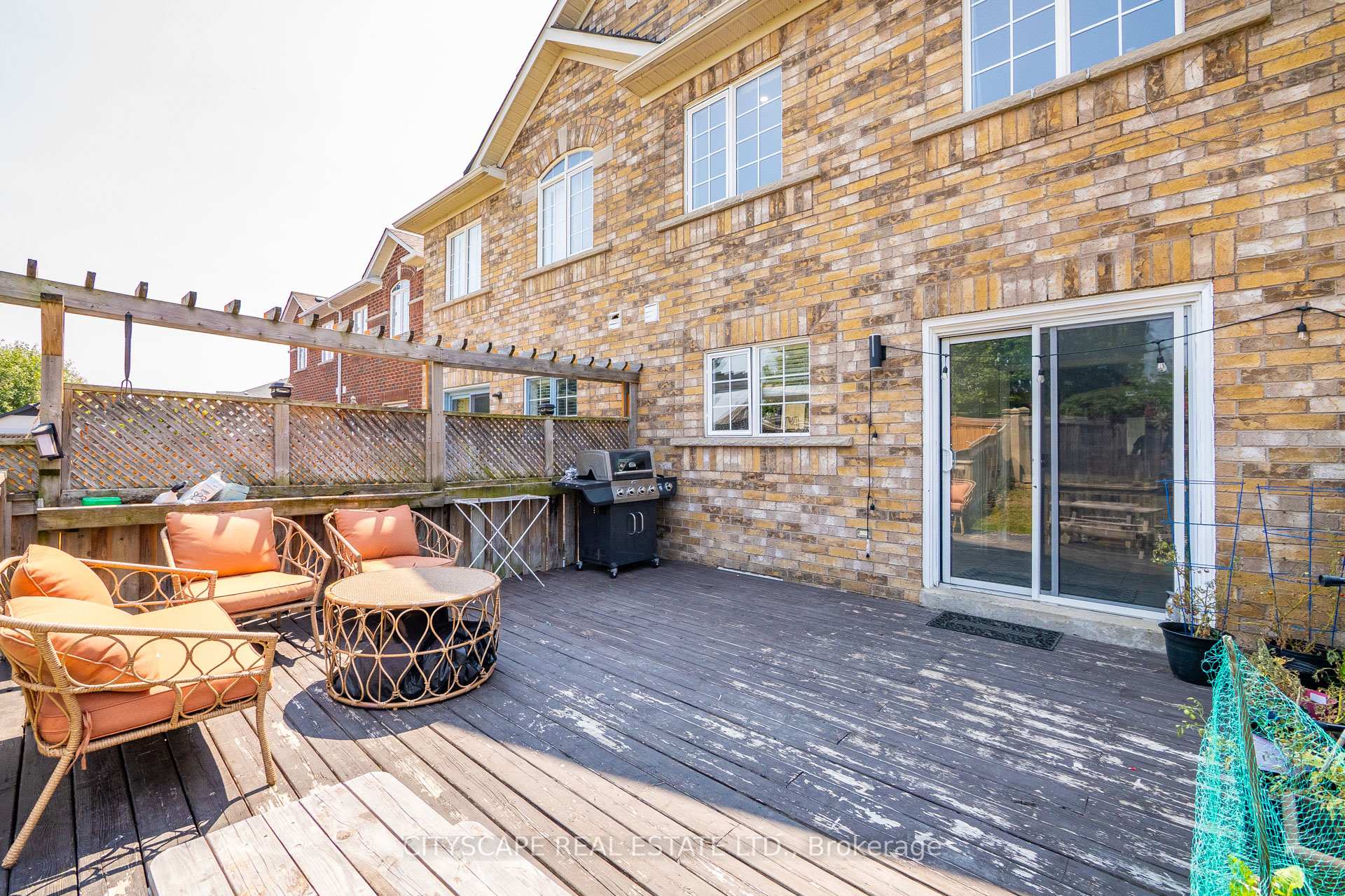 Photo 33 of 6 Dewridge Court E, Brampton, Sandringham-Wellington — HOMEH