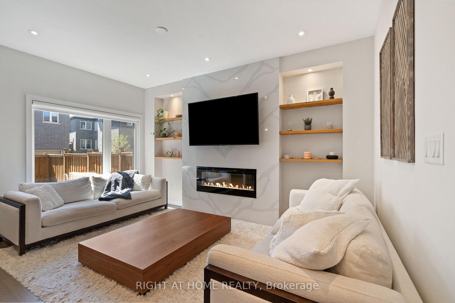Photo 16 of 15 Sugarberry Avenue, Markham, Cornell — HOMEH