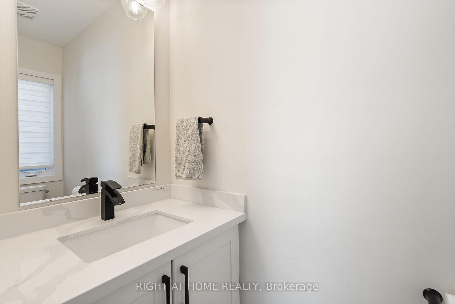 Photo 14 of 15 Sugarberry Avenue, Markham, Cornell — HOMEH
