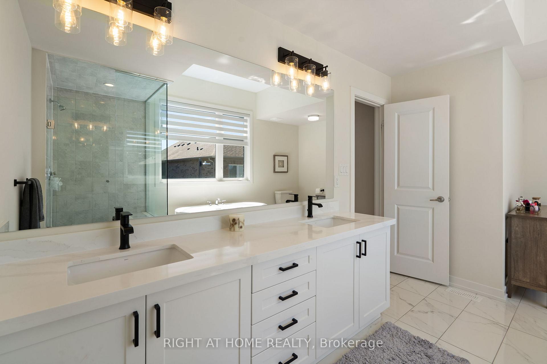 Photo 45 of 15 Sugarberry Avenue, Markham, Cornell — HOMEH