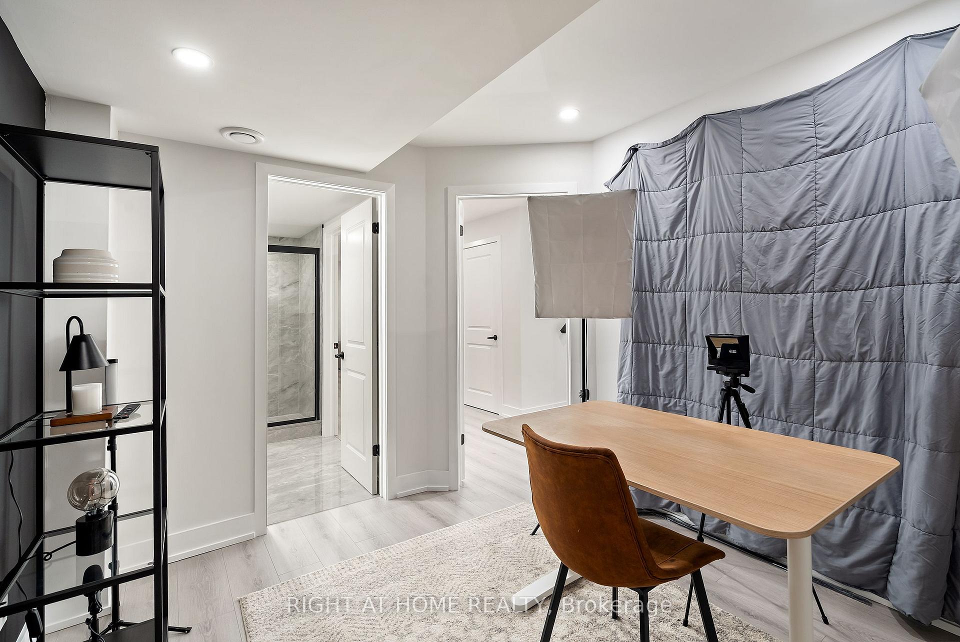 Photo 13 of 15 Sugarberry Avenue, Markham, Cornell — HOMEH