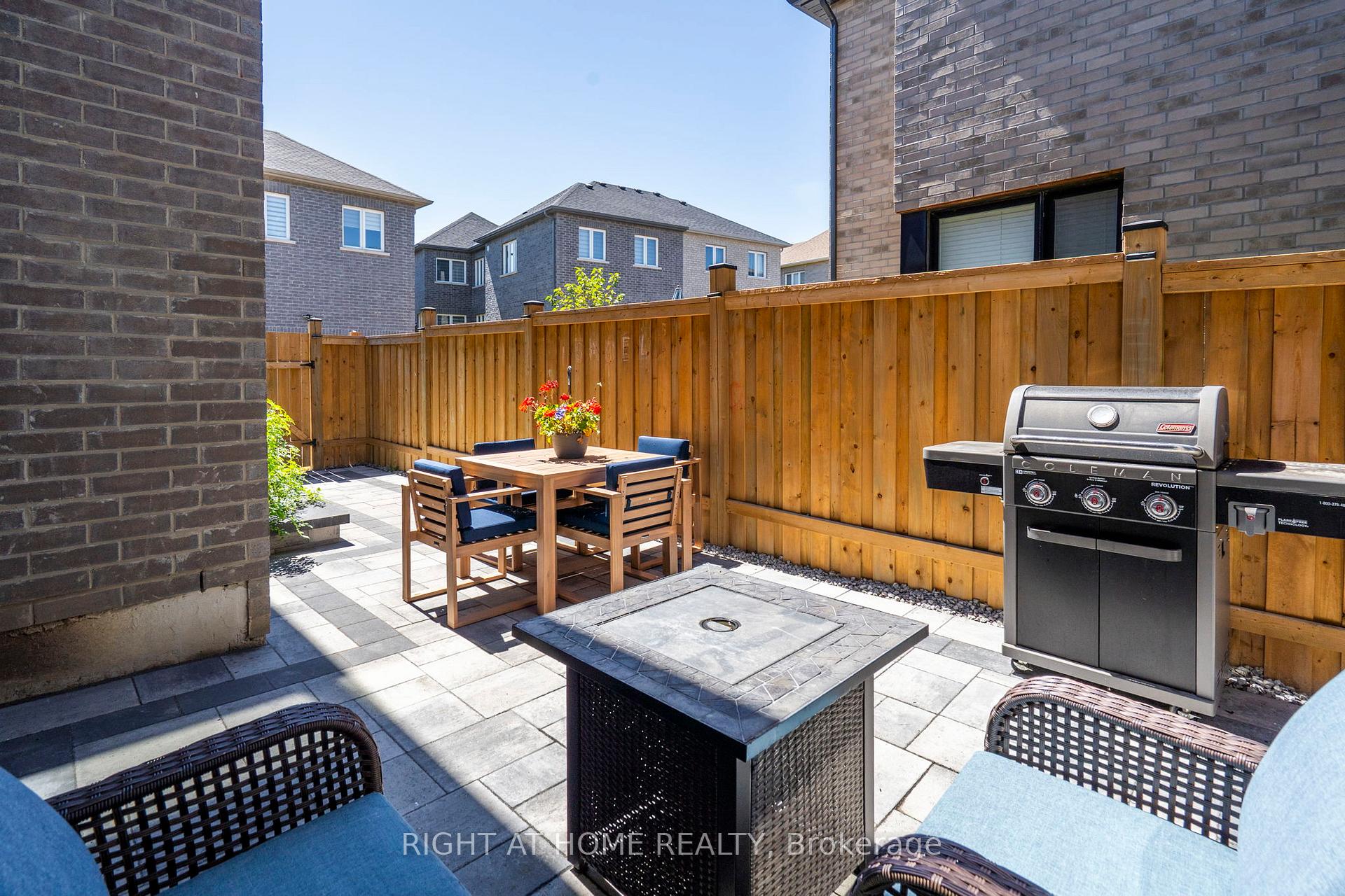 Photo 40 of 15 Sugarberry Avenue, Markham, Cornell — HOMEH