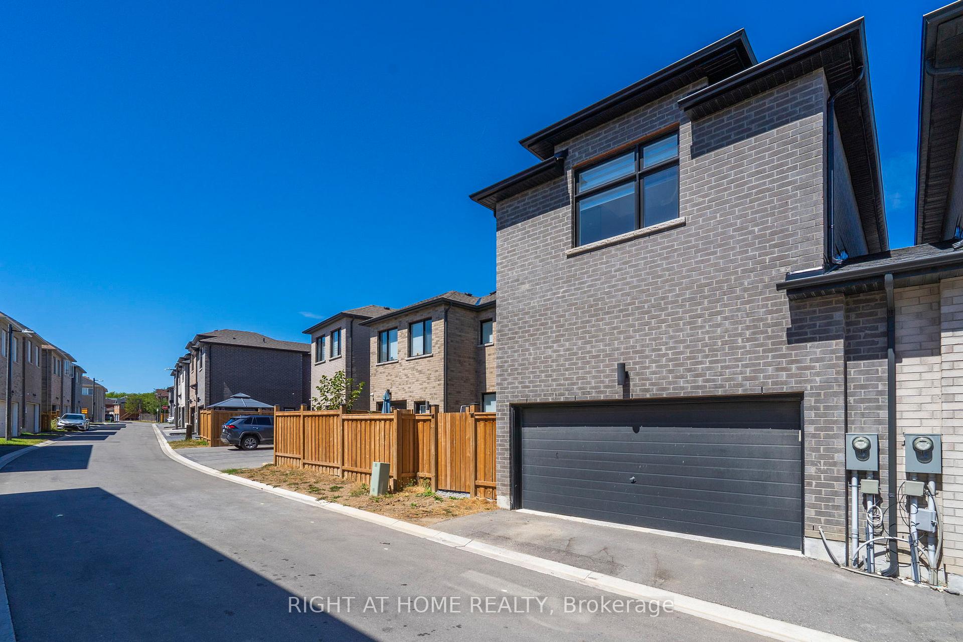 Photo 43 of 15 Sugarberry Avenue, Markham, Cornell — HOMEH