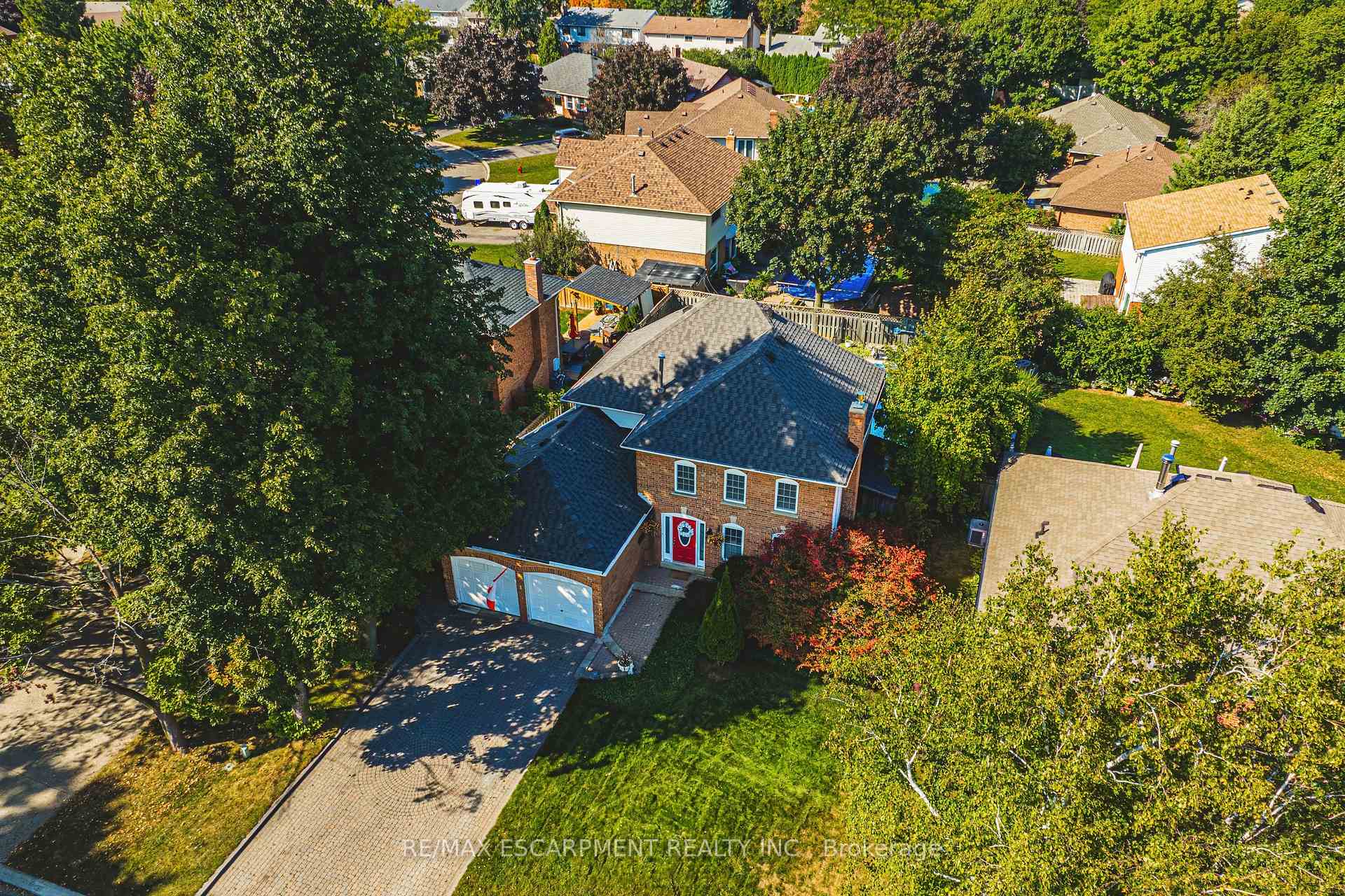 Photo 33 of 412 Melanie Crescent, Hamilton, Ancaster — HOMEH