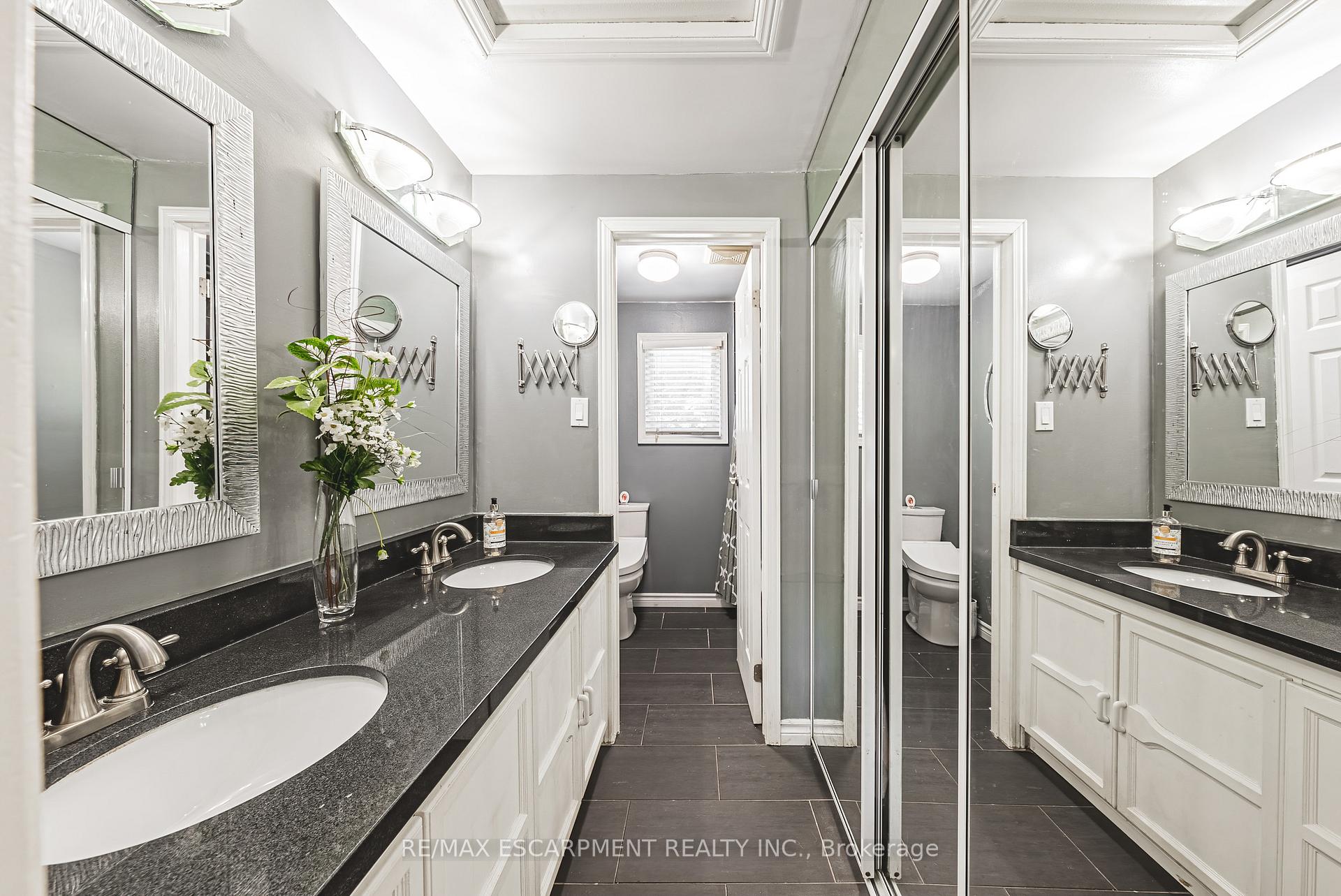 Photo 13 of 412 Melanie Crescent, Hamilton, Ancaster — HOMEH