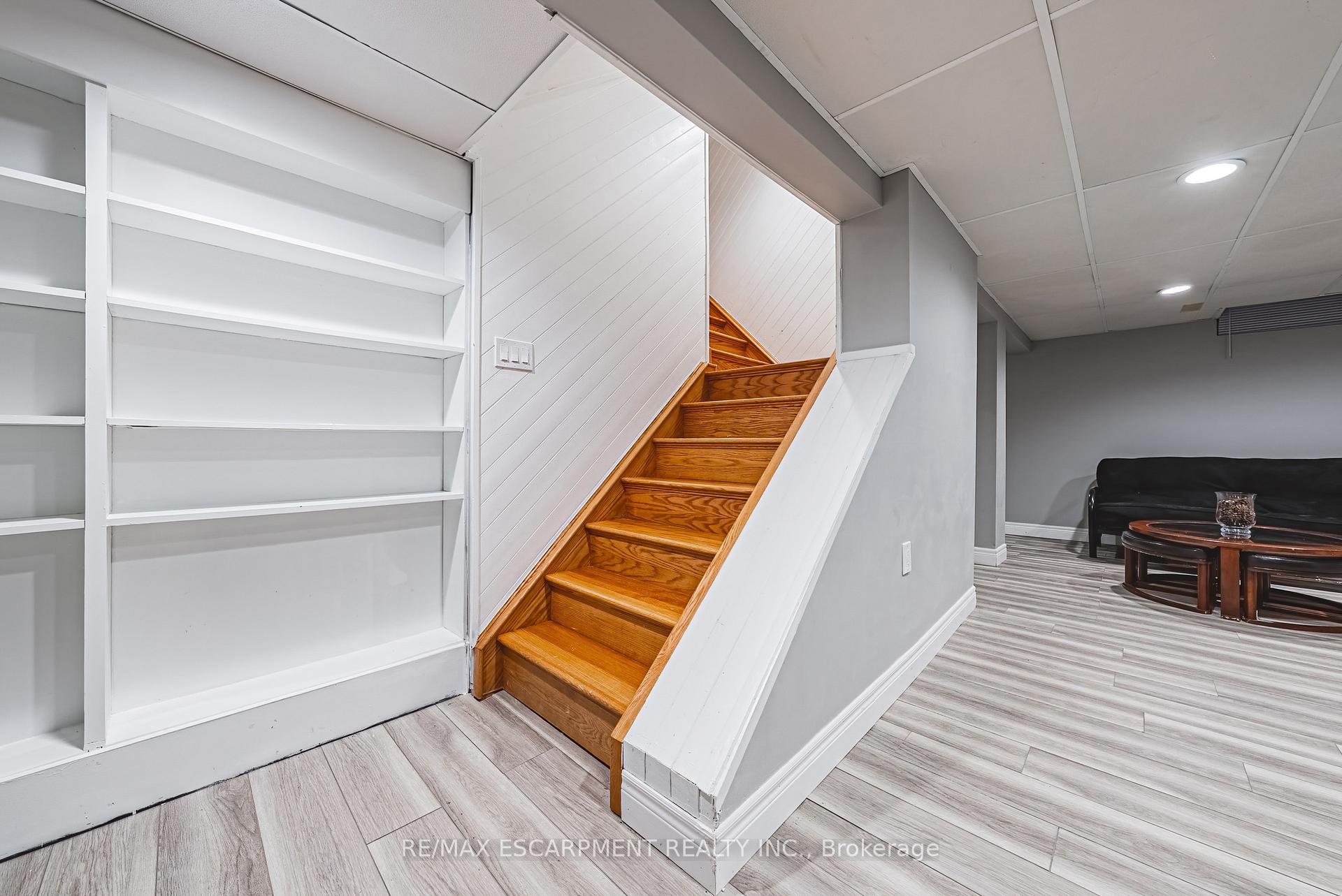 Photo 29 of 412 Melanie Crescent, Hamilton, Ancaster — HOMEH
