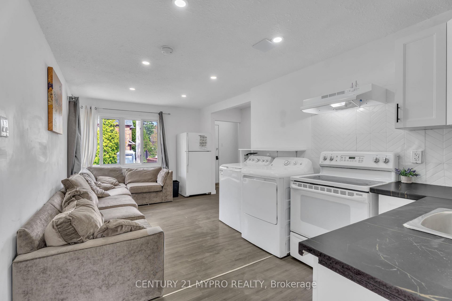 Photo 13 of 42 Irwin Street, London, North K — HOMEH