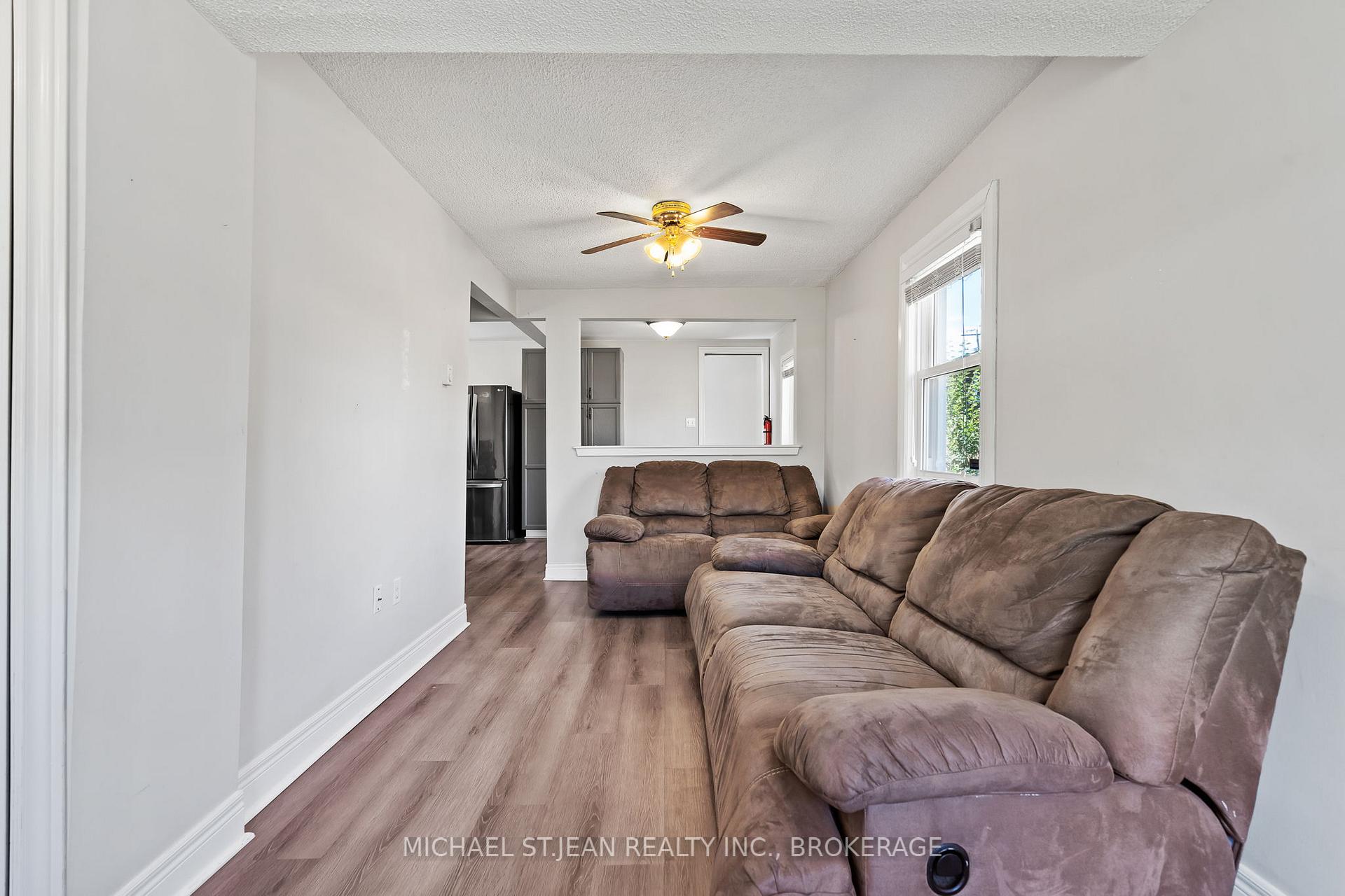Photo 15 of 111 Rykert Street, St. Catharines, Western Hill — HOMEH